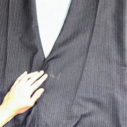 VTG Botany 500 Couture 42 USA MADE 2Pc Black/Gray Pinstriped Wool Suit