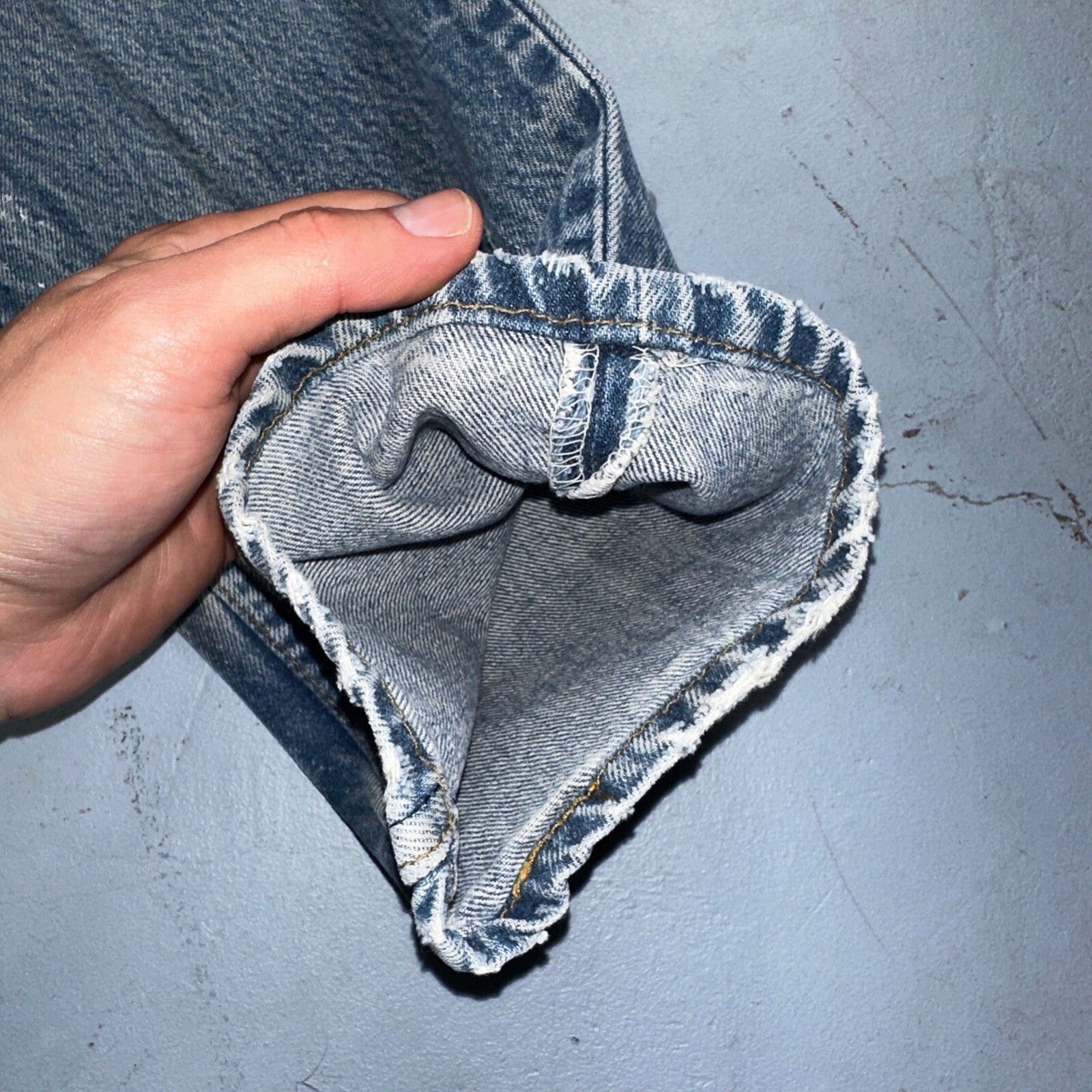 Levis 501 Vintage 90s USA XX Straight Leg Jeans 33x36 Light Wash Act 30x32