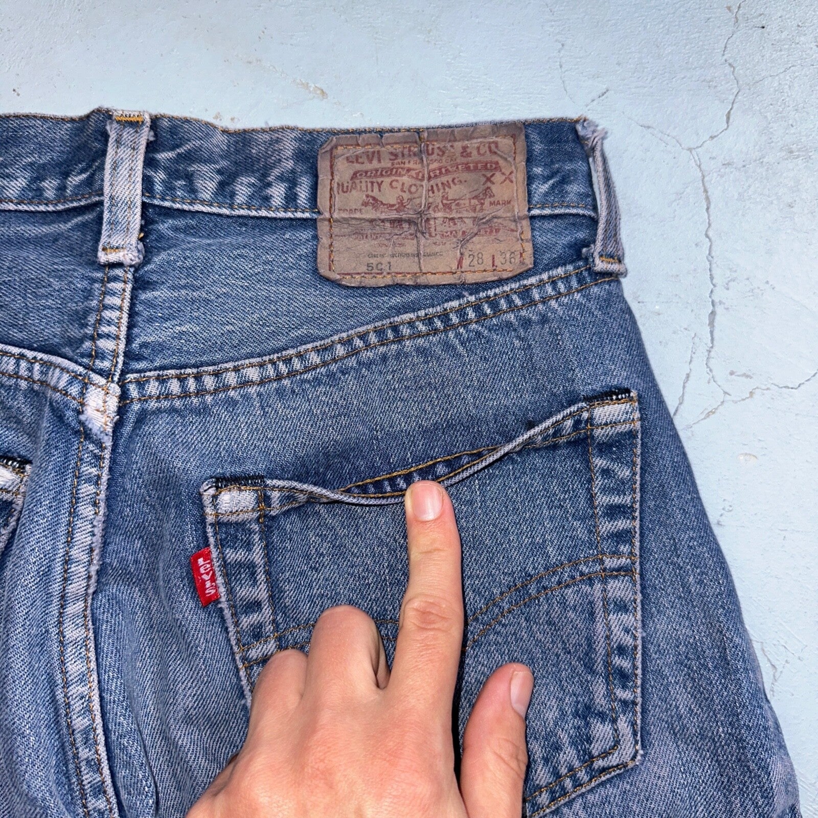 Levis 501 Vintage 80s Redline Selvedge USA XX Jeans Dyed Wash 28x36 Act 26x31