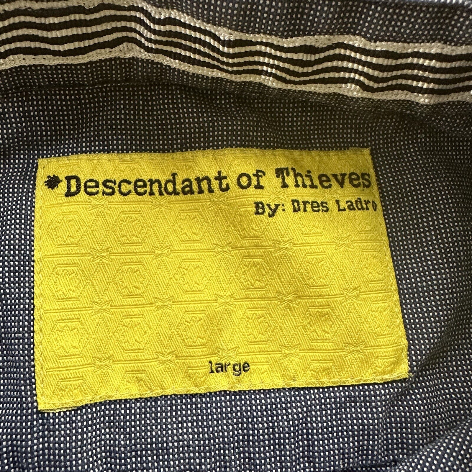 Descendant Of Thieves Shirt Mens Large Button Up Black White Stripe Casual Adult