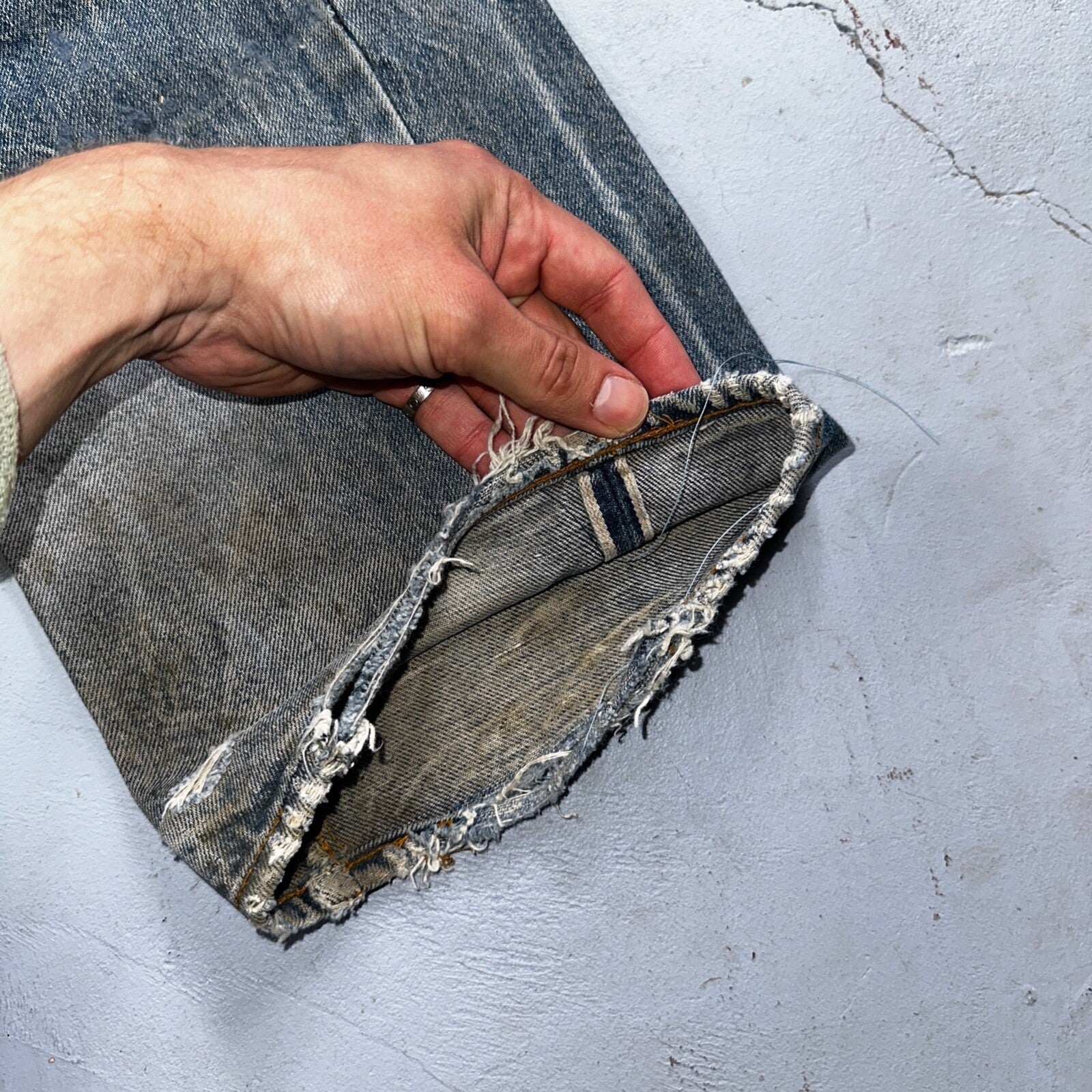 Levis 501 Vintage 80s Redline Selvedge USA XX Jeans Light Wash 34x34 Act 31x30