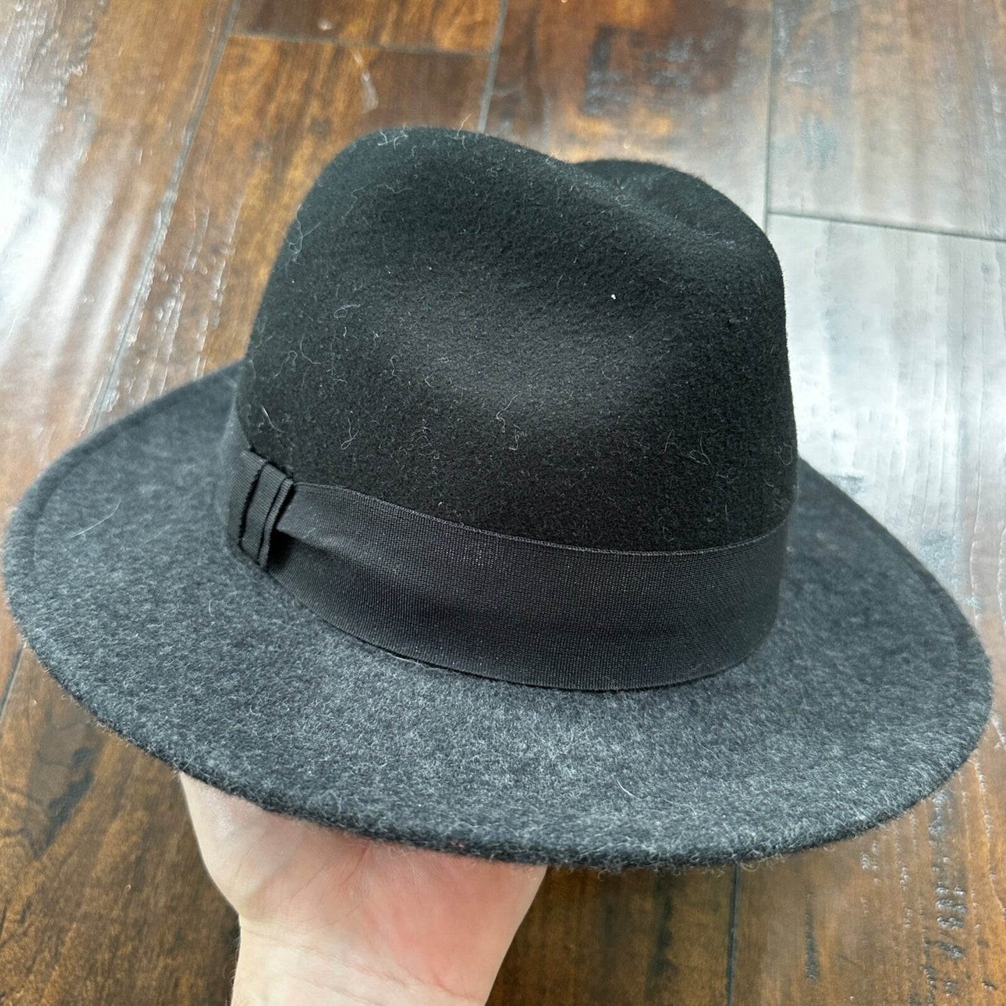 FOREVER 21 Fedora Hat Women's M/L 100% Wool Black Felt Wide Brim Cap