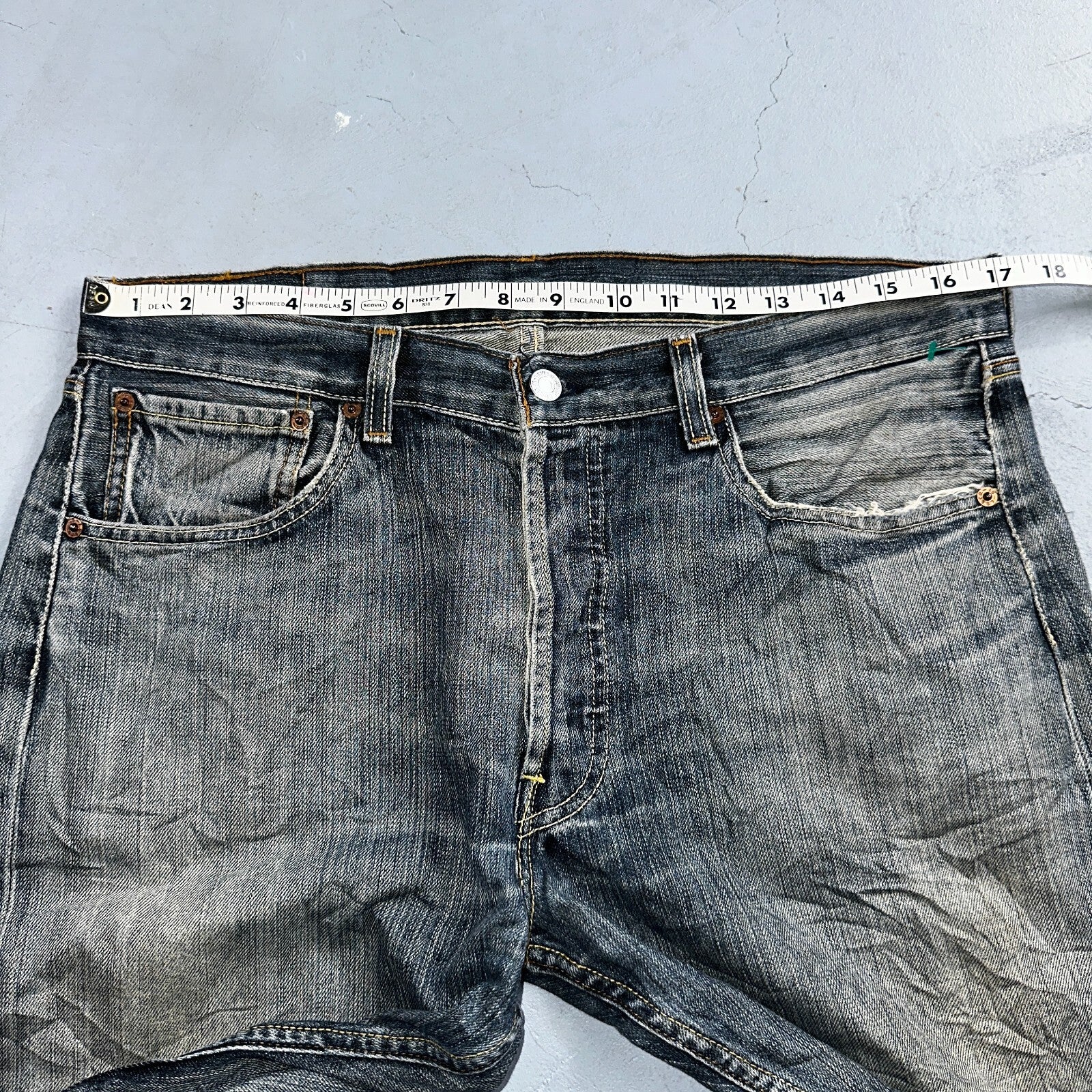 Levis 501 Vintage Y2K XX Straight Leg Jeans Blue Med Wash 34x34 Act 34x32