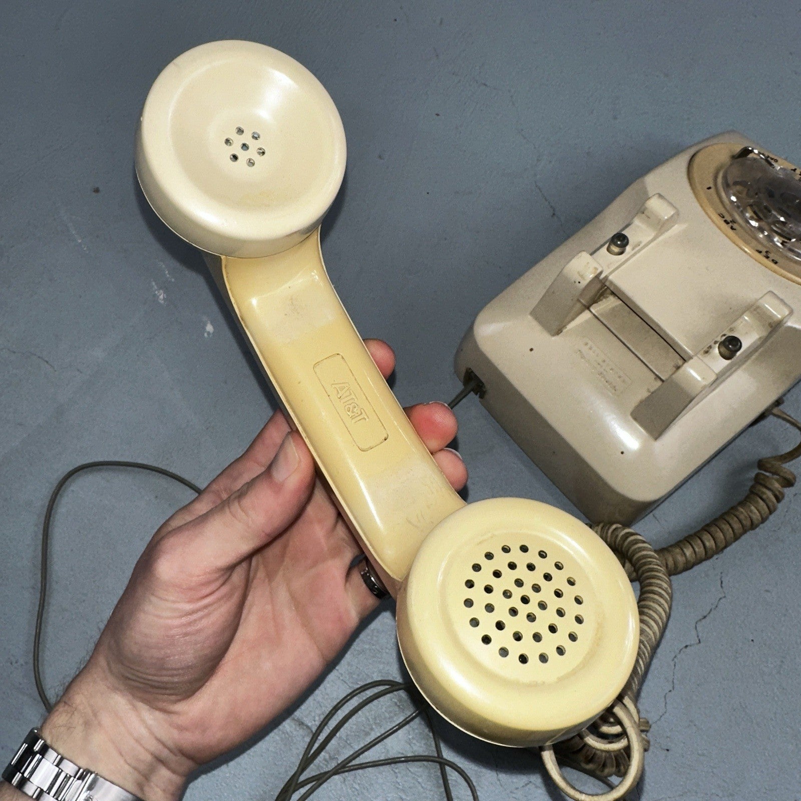 Vintage Bell System Western Electric Rotary Dial Desk Phone 500DM White Yellow