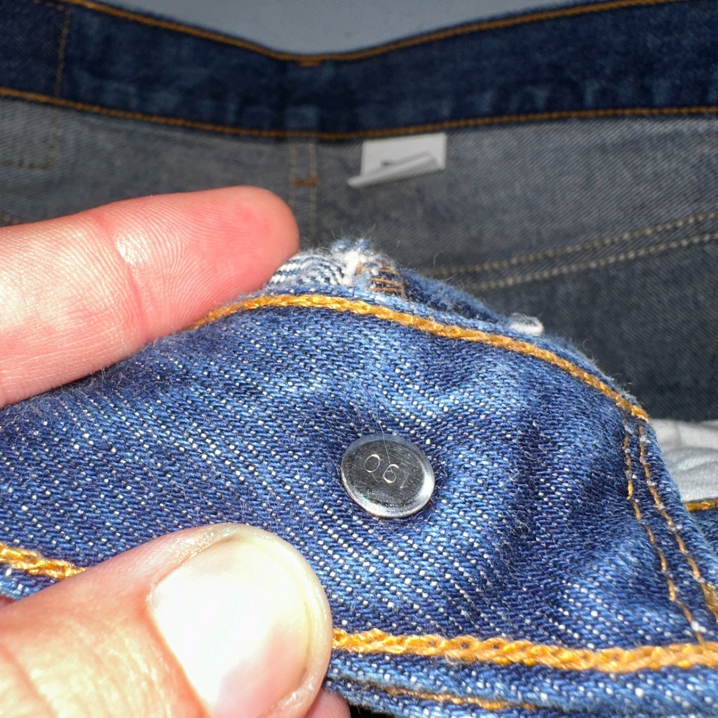 Levis 501 Vintage Y2K 90s XX Straight Leg Jeans Blue Med Wash 34x31 Act 32x27