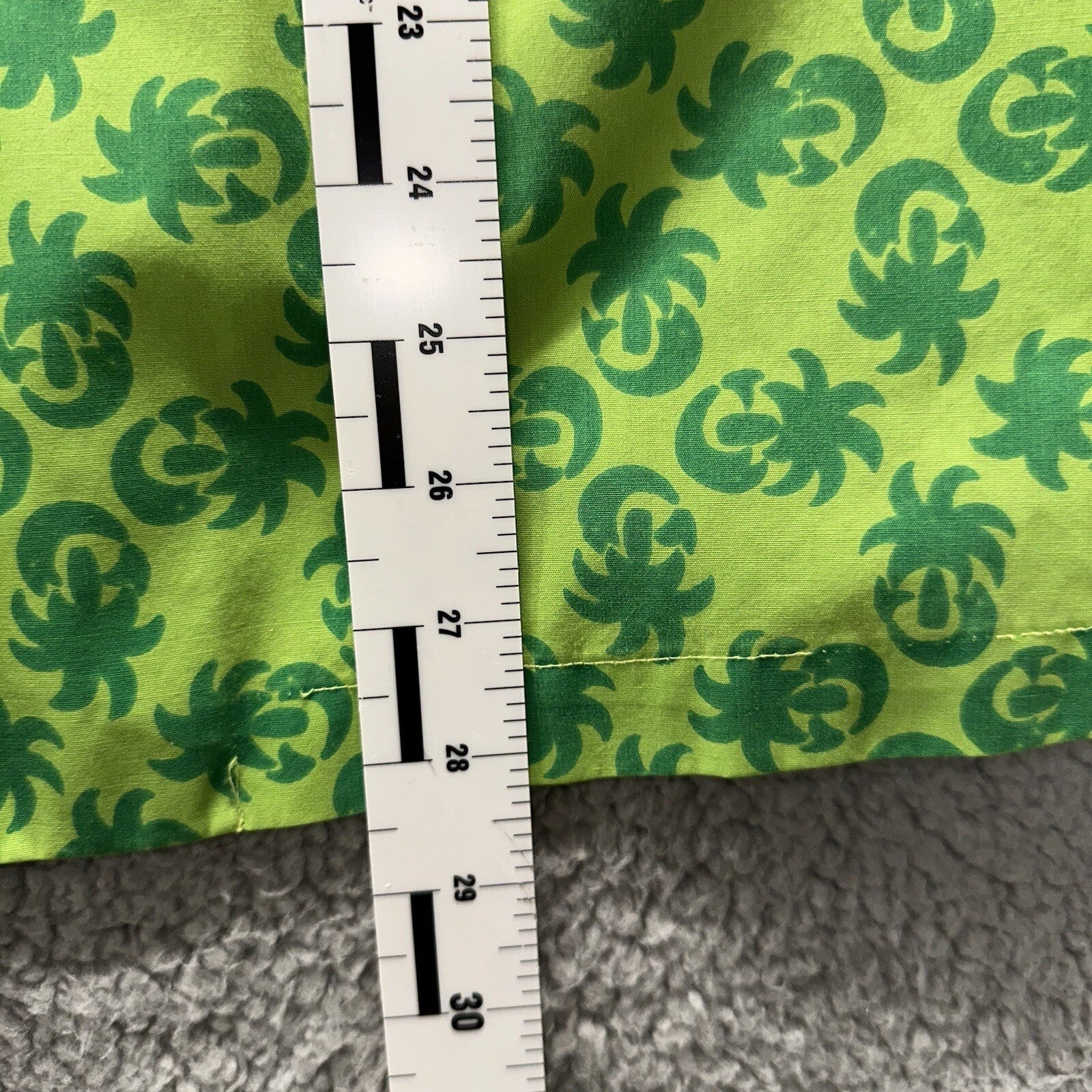 Vintage 50s Hawaiian Aloha Print Shirt Rockabilly Honolulu 60s Button Green