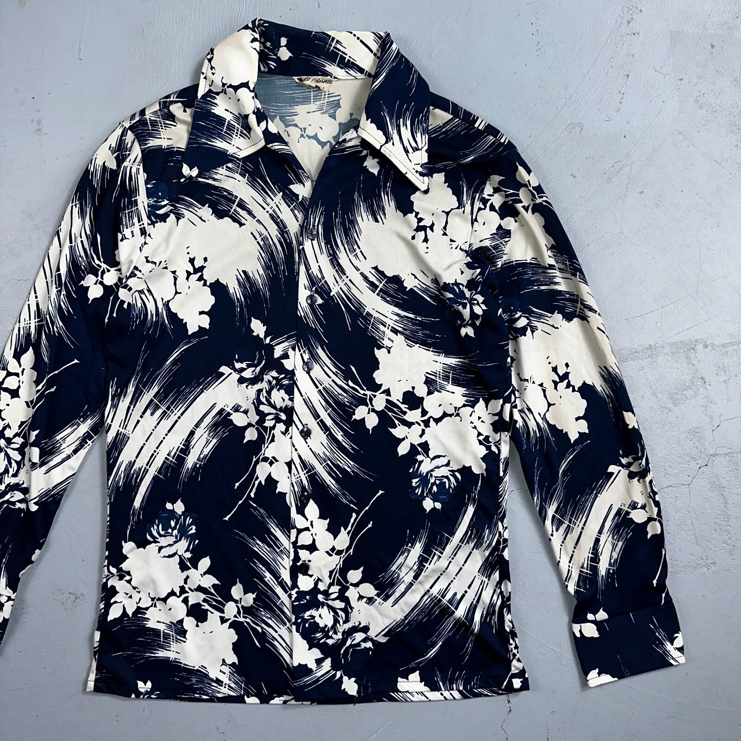 1970s Hawaiian Long Sleeve Floral Waves Button Down Shirt Medium 70s Rockabilly