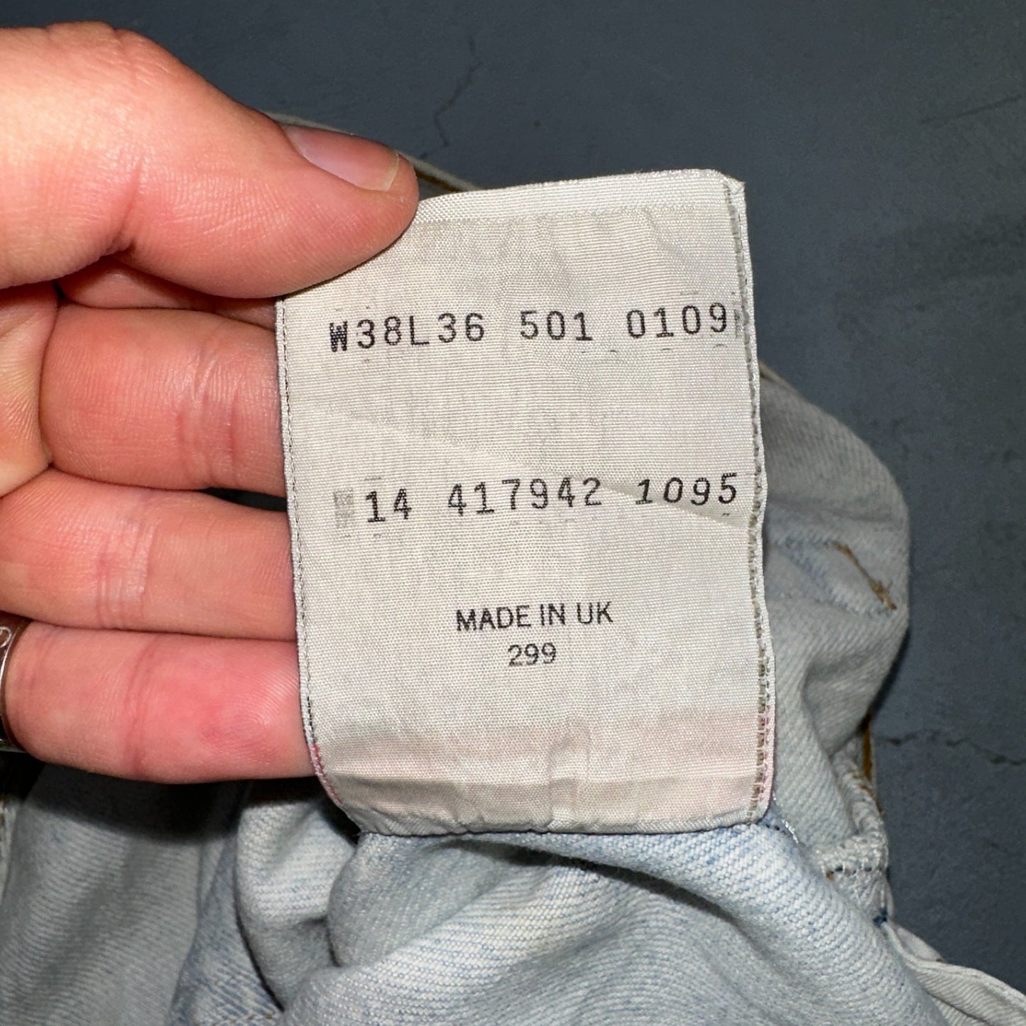 Levis 501 Vintage 90s UK Straight Leg Jeans Blue Light Wash 38x36 Act 37x30