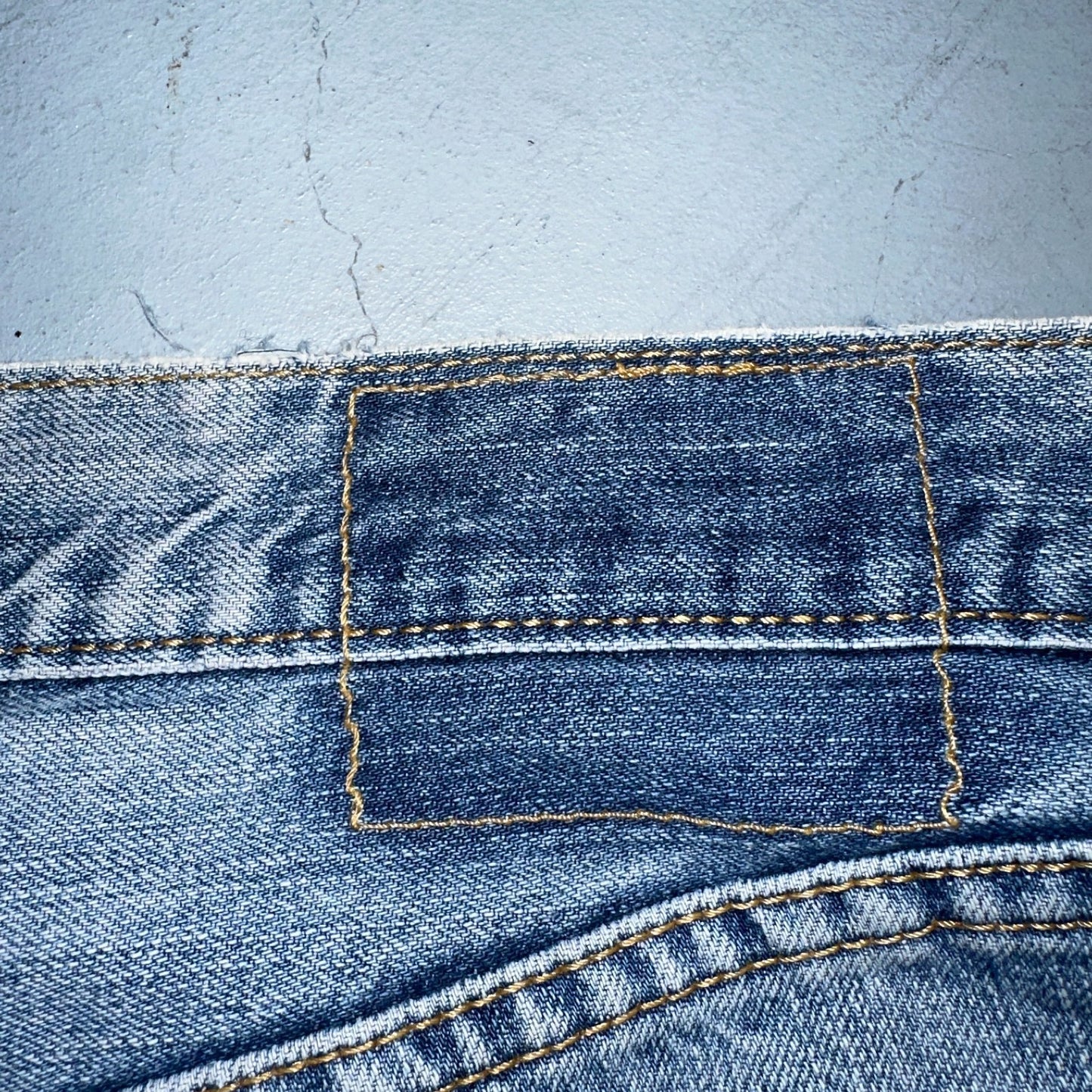 Levis 501 Vintage Y2K 90s XX Straight Leg Jeans Blue Light Wash 33x34 Act 33x30