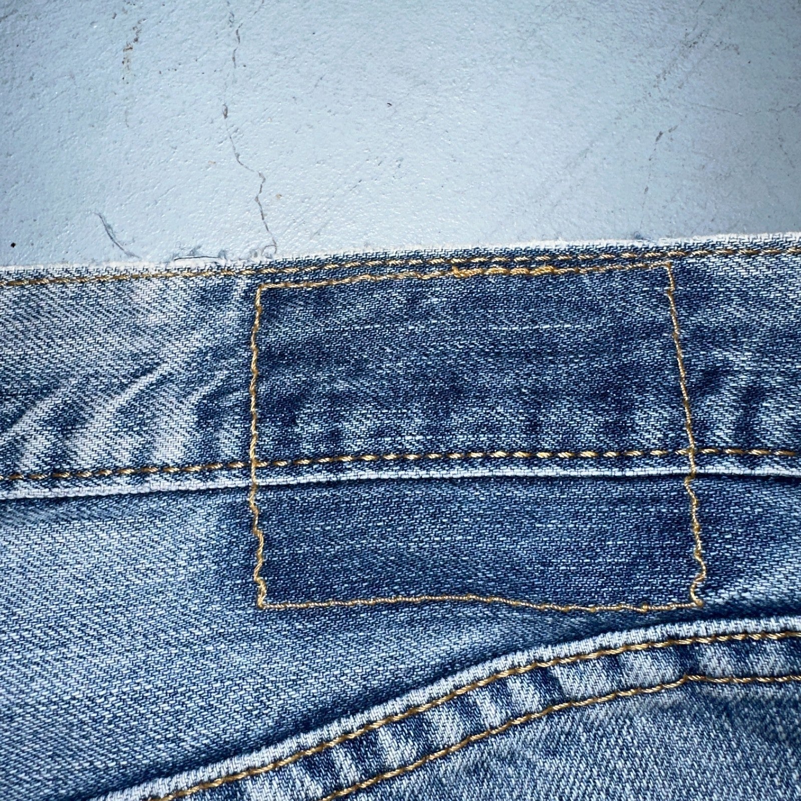 Levis 501 Vintage Y2K 90s XX Straight Leg Jeans Blue Light Wash 33x34 Act 33x30