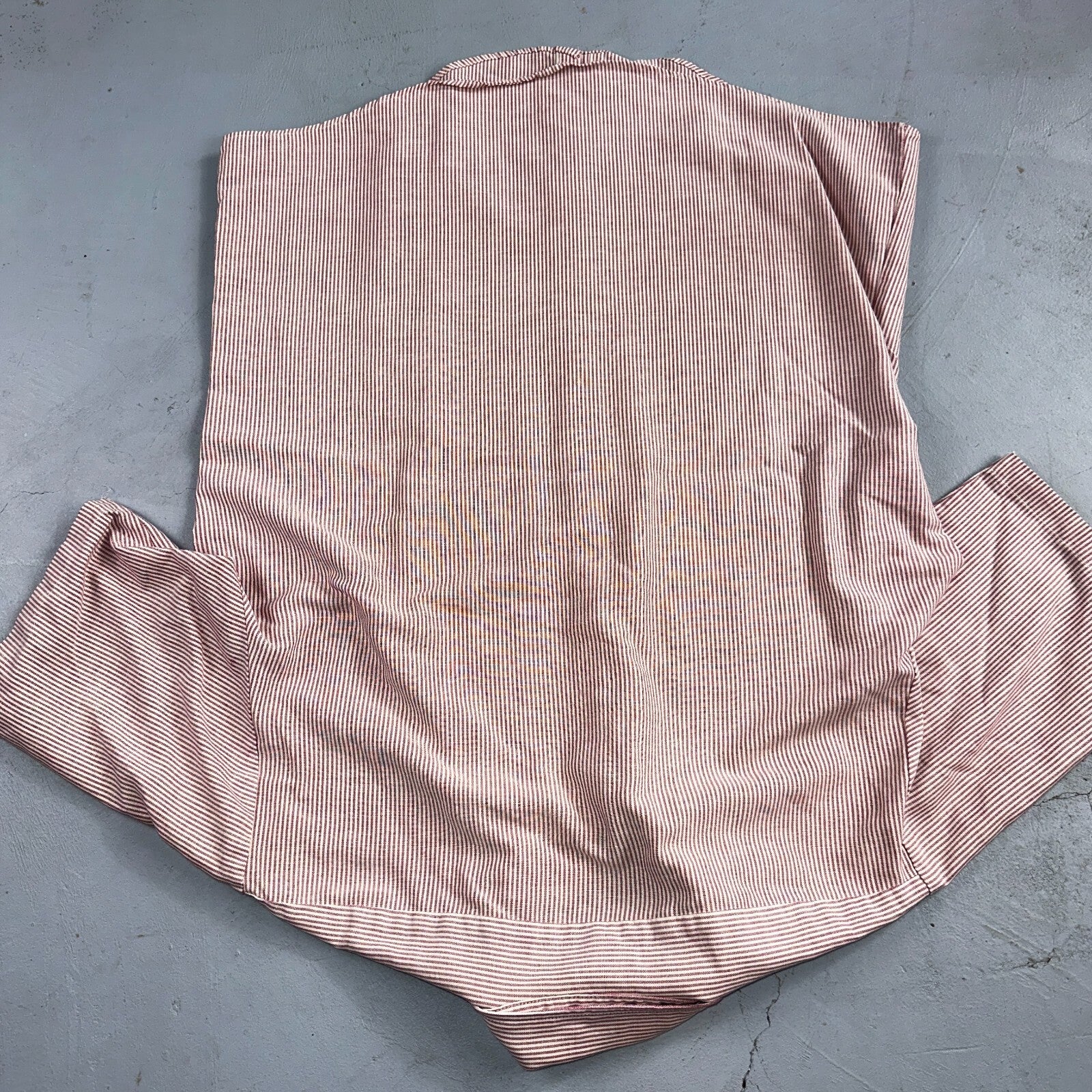 Steeple Chase Button Up Shirt Mens Large Short Sleeve Stripe Made In USA Red