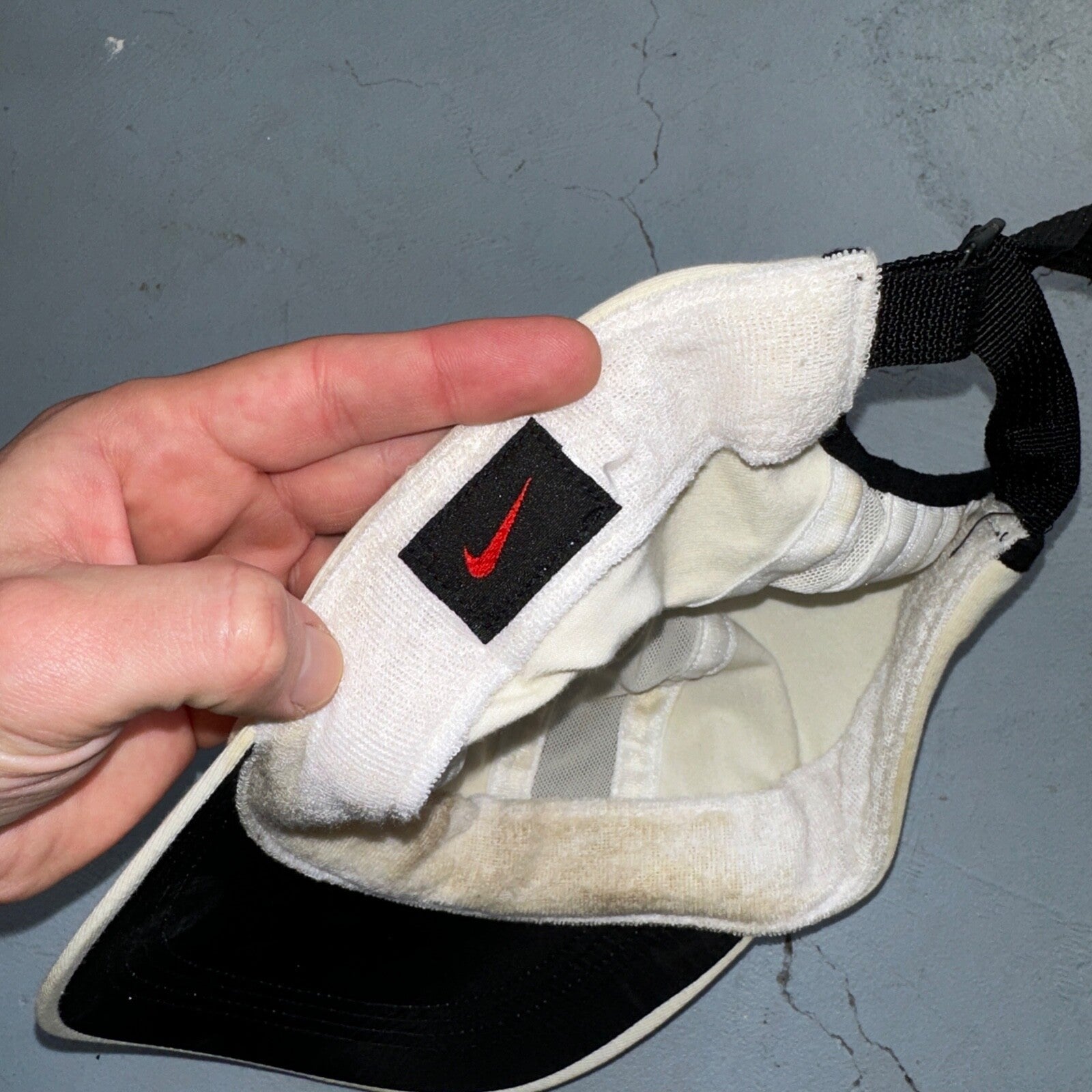 Nike Vintage Hat Cap Strap Back Swoosh Mesh Panel Tailwind Mens 90s Air Max