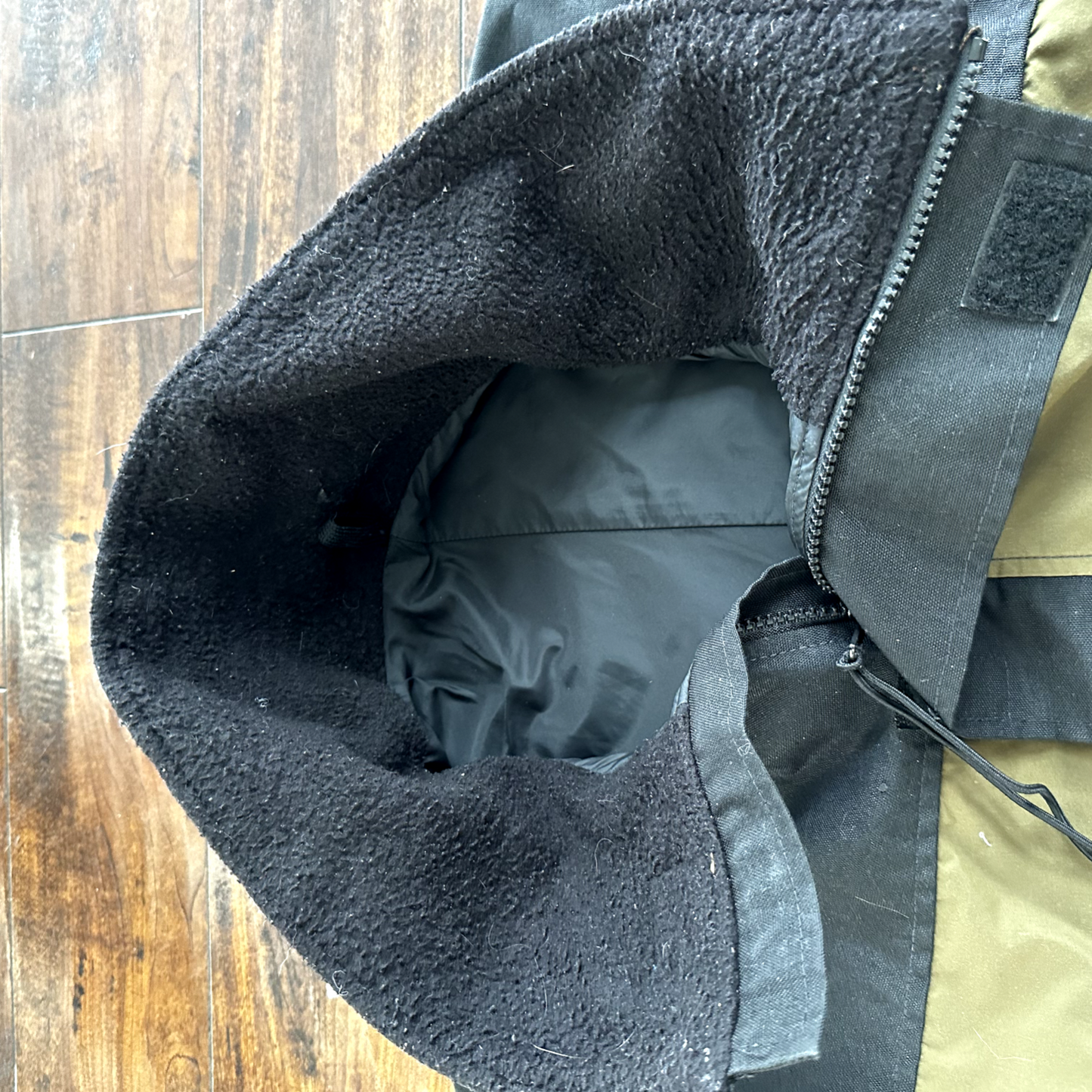 High Gear Hood River USA Made Size L Olive Waterproof Insulated Coat Green Black