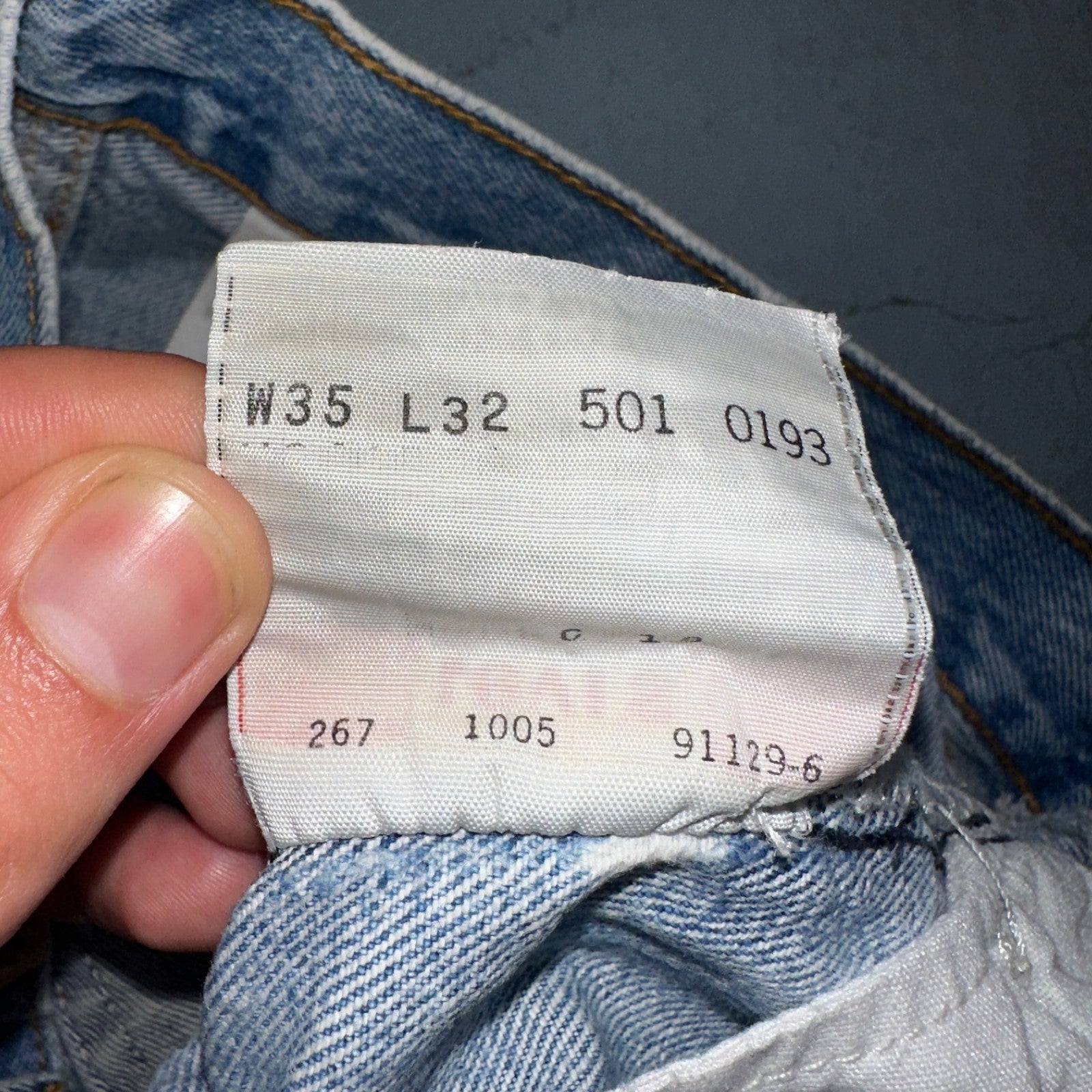 Levis 501 Vintage Y2K 90s XX Straight Leg Jeans Blue Light Wash 35x32 Act 32x29