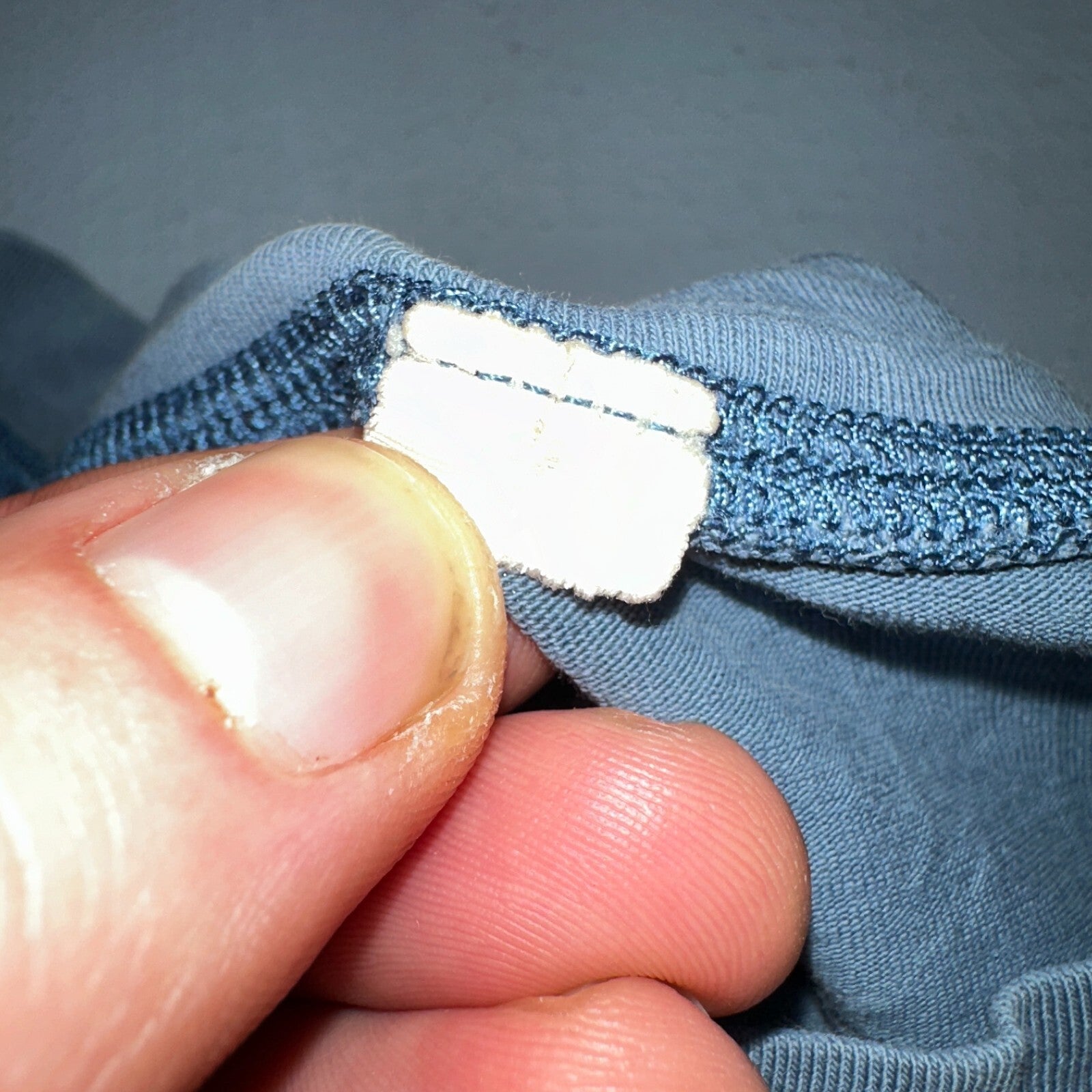 Men's Lululemon Short Sleeve Crew Neck Athletic Shirt Size M? Graphic Stripes