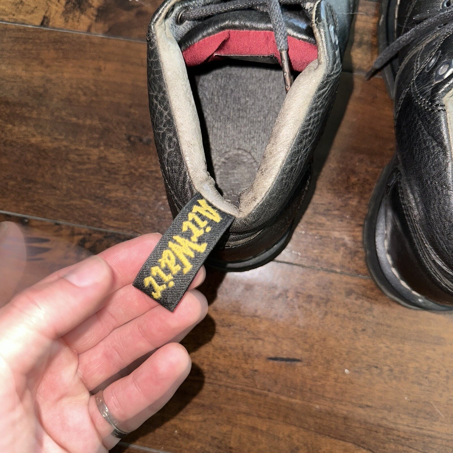 Dr. Martens Size 7 Black Reeder Low Top Work Shoes Air Wair AW004 Leather Tie