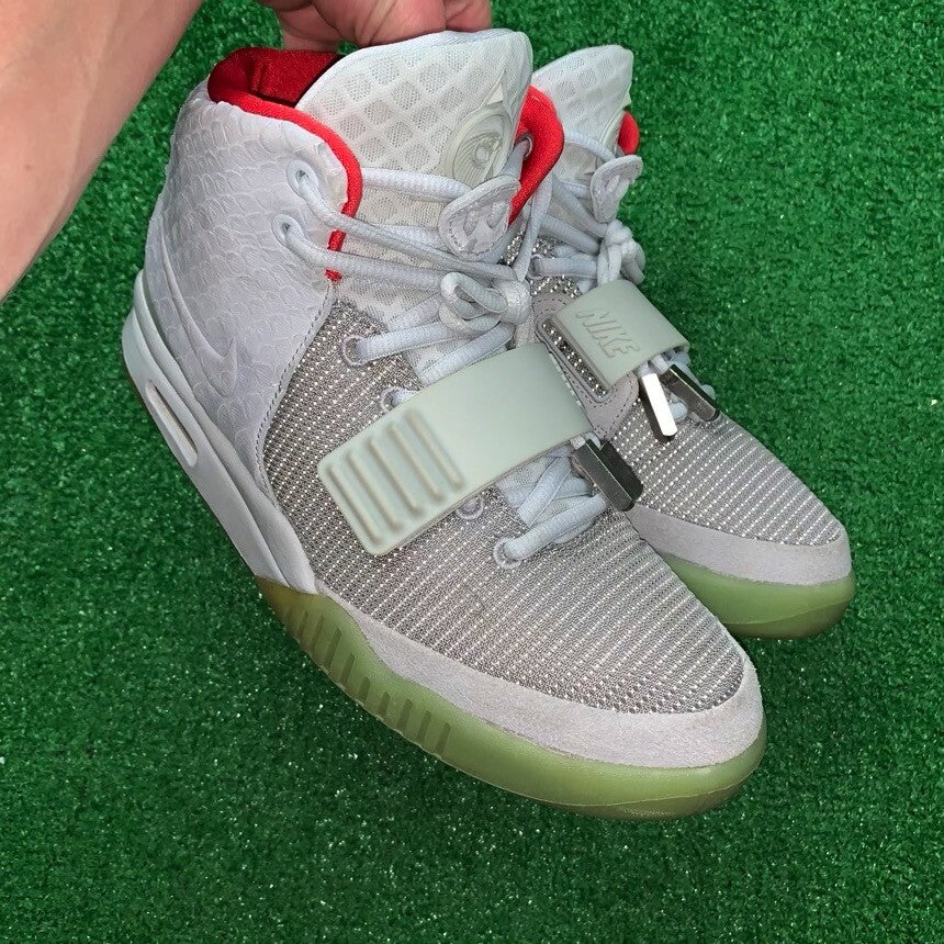 2012 Nike Air Yeezy 2 Platinum Sz 8.5 Kanye West 100% Authentic Rare Vintage OG