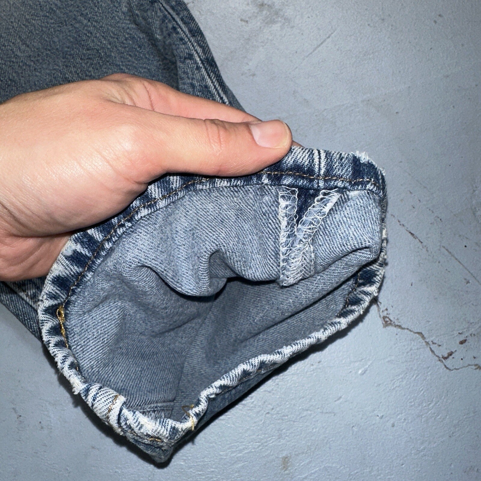 Levis 501 Vintage 90s USA XX Straight Leg Jeans 34x34 Light Wash Act 31x32