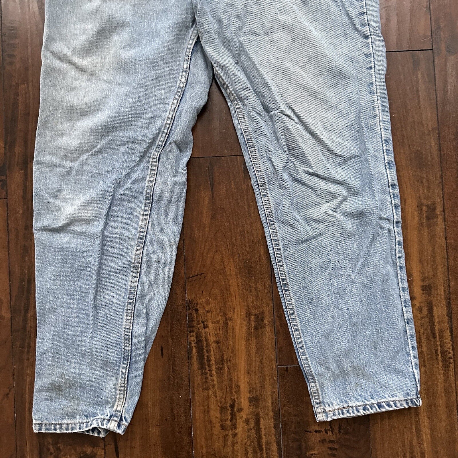 Levis 550 Jeans VTG Womens High Rise Light Wash Relaxed 90s USA 31x29