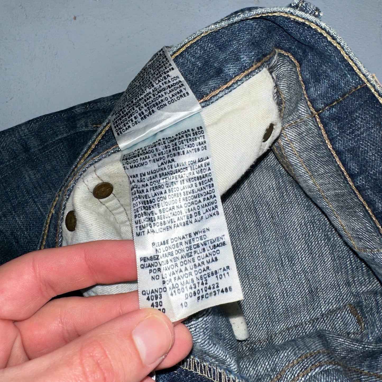 Levis 501 Vintage Y2K XX Straight Leg Jeans Blue Med Wash 33x34 Act 34x32