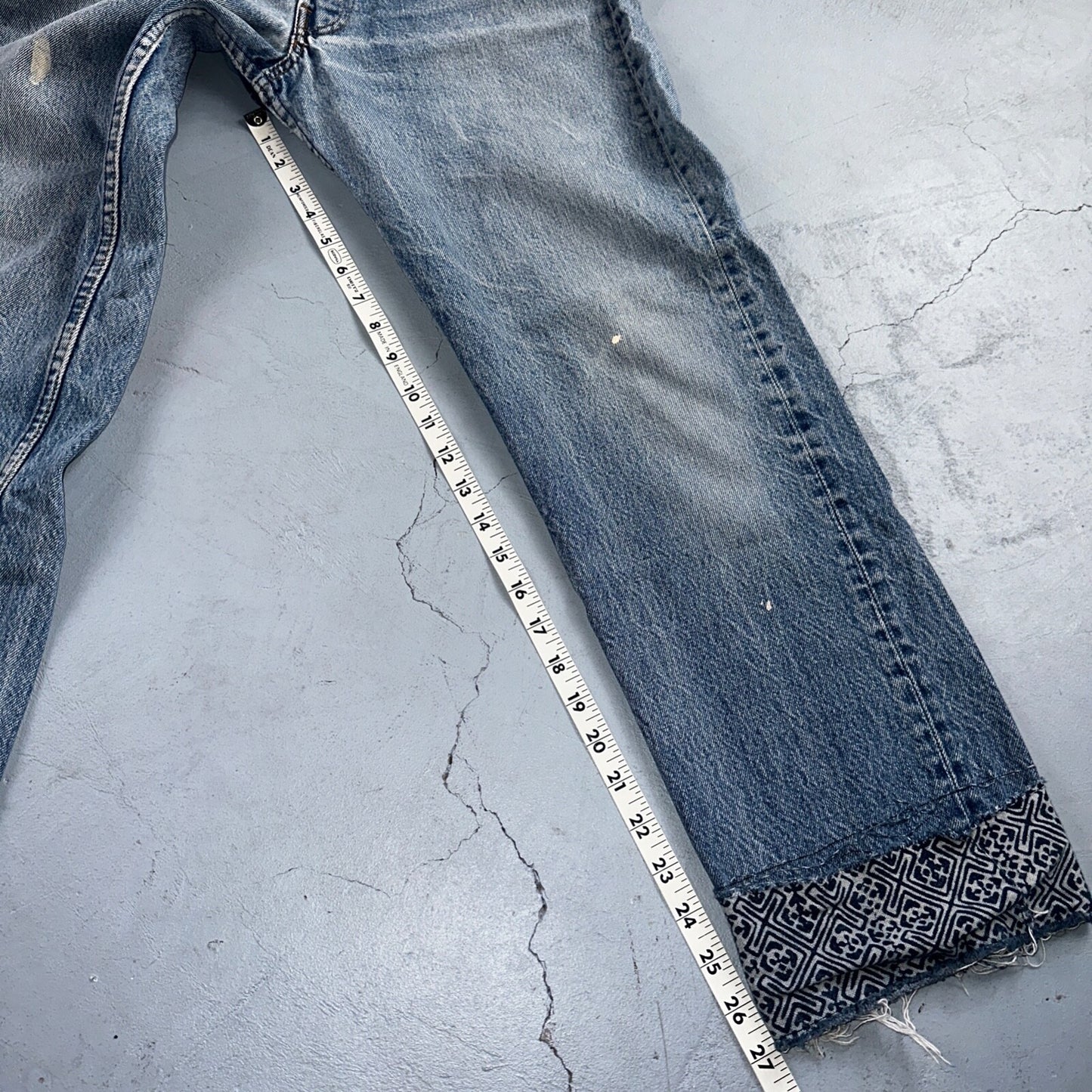 Levis 501 Vintage 80s USA XX Straight Leg Jeans Blue Light Wash 32x33 Act 29x27