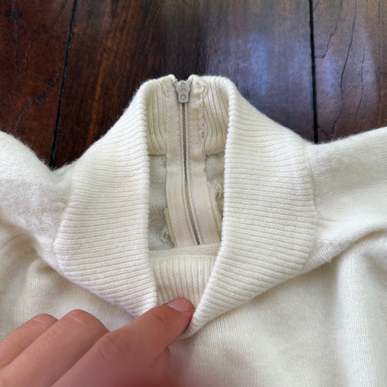 Vintage USA Rockabilly Womens White Sweater Zip 60s 70s Top Basic Sanforized