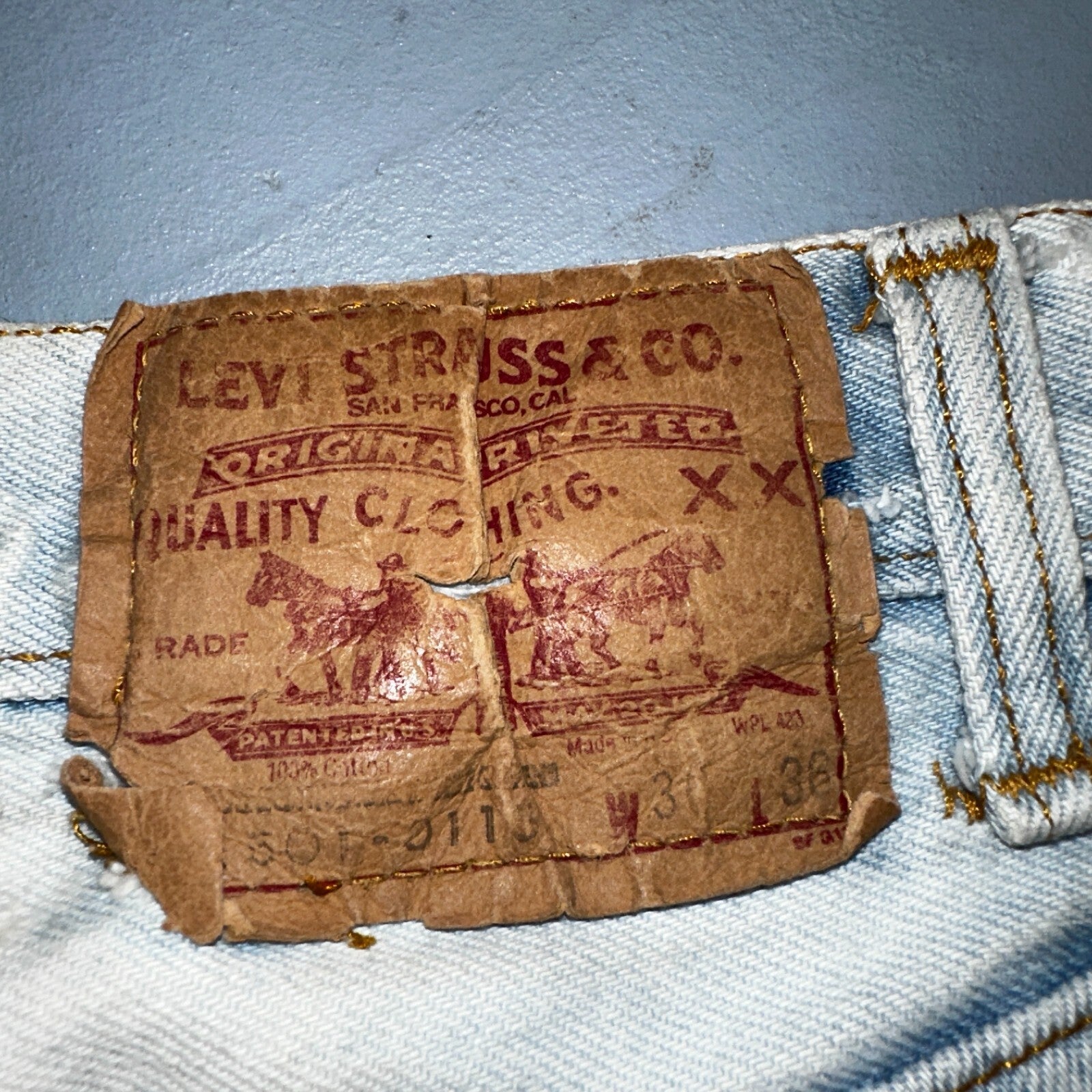Levis 501 Vintage 80s USA XX Straight Leg Jeans 30x36 Bleach Light Wash Ac 26x31