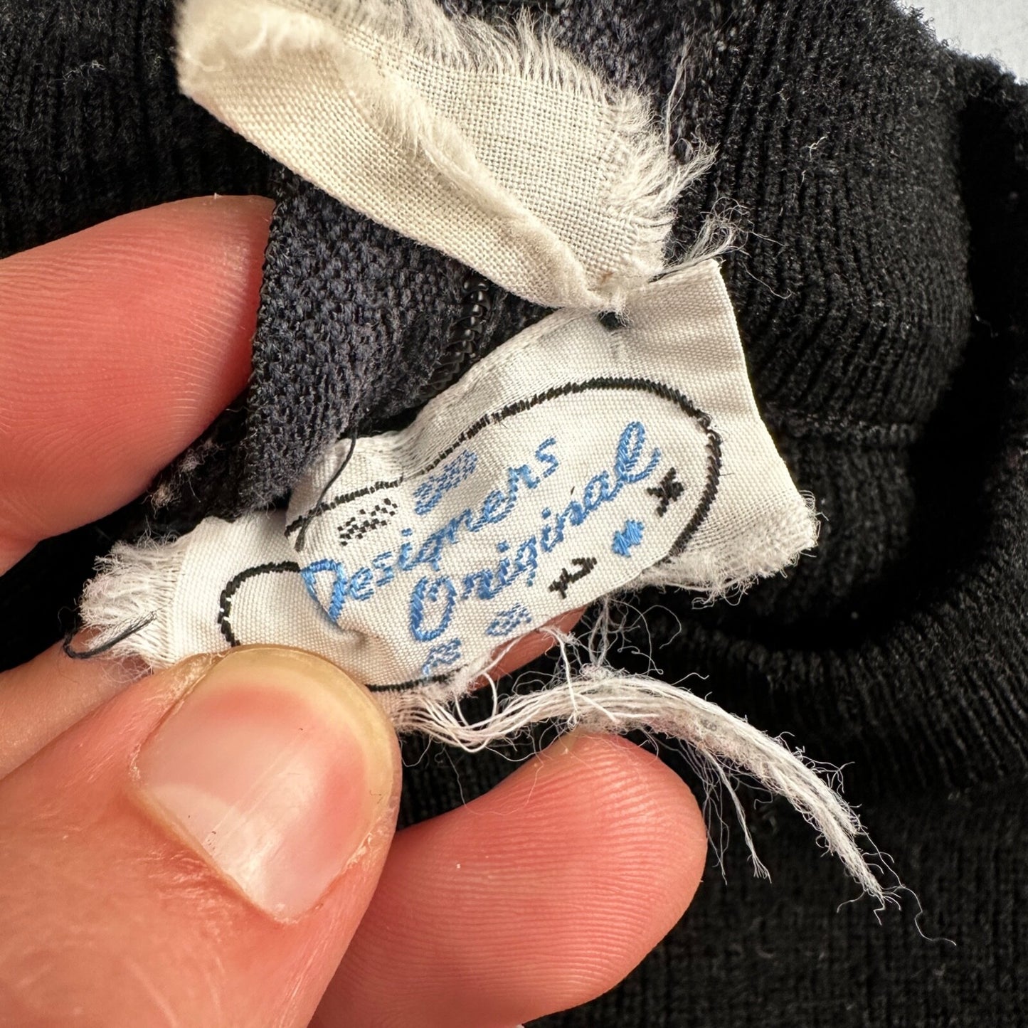 Black Cute Womens Knit No Sleeve Sweater 70s 80s Basic Essentials Look