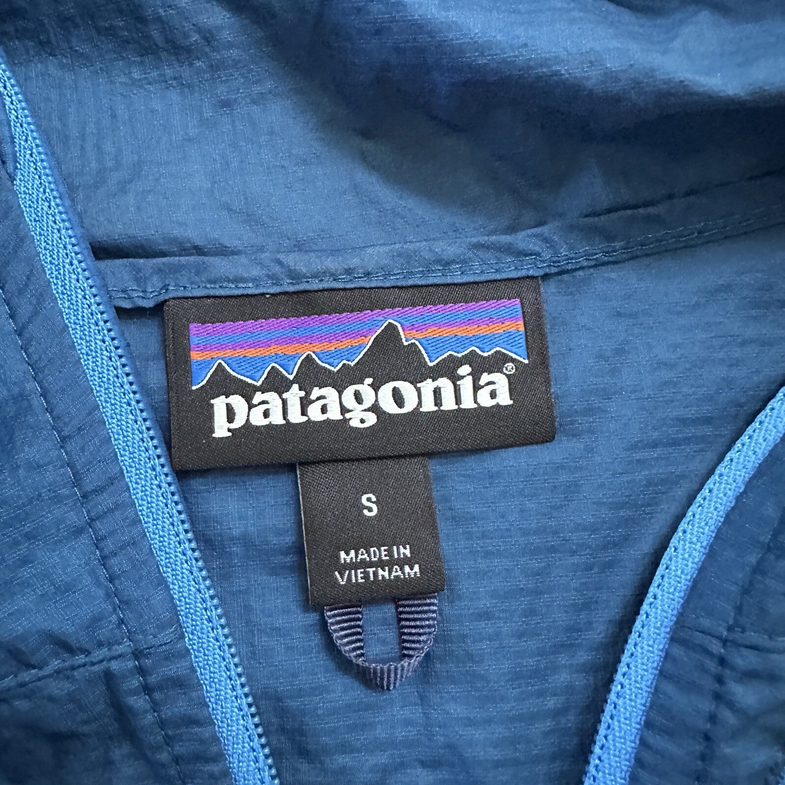 Patagonia Womens Blue Levitation Hoody Slim Fit in Size S