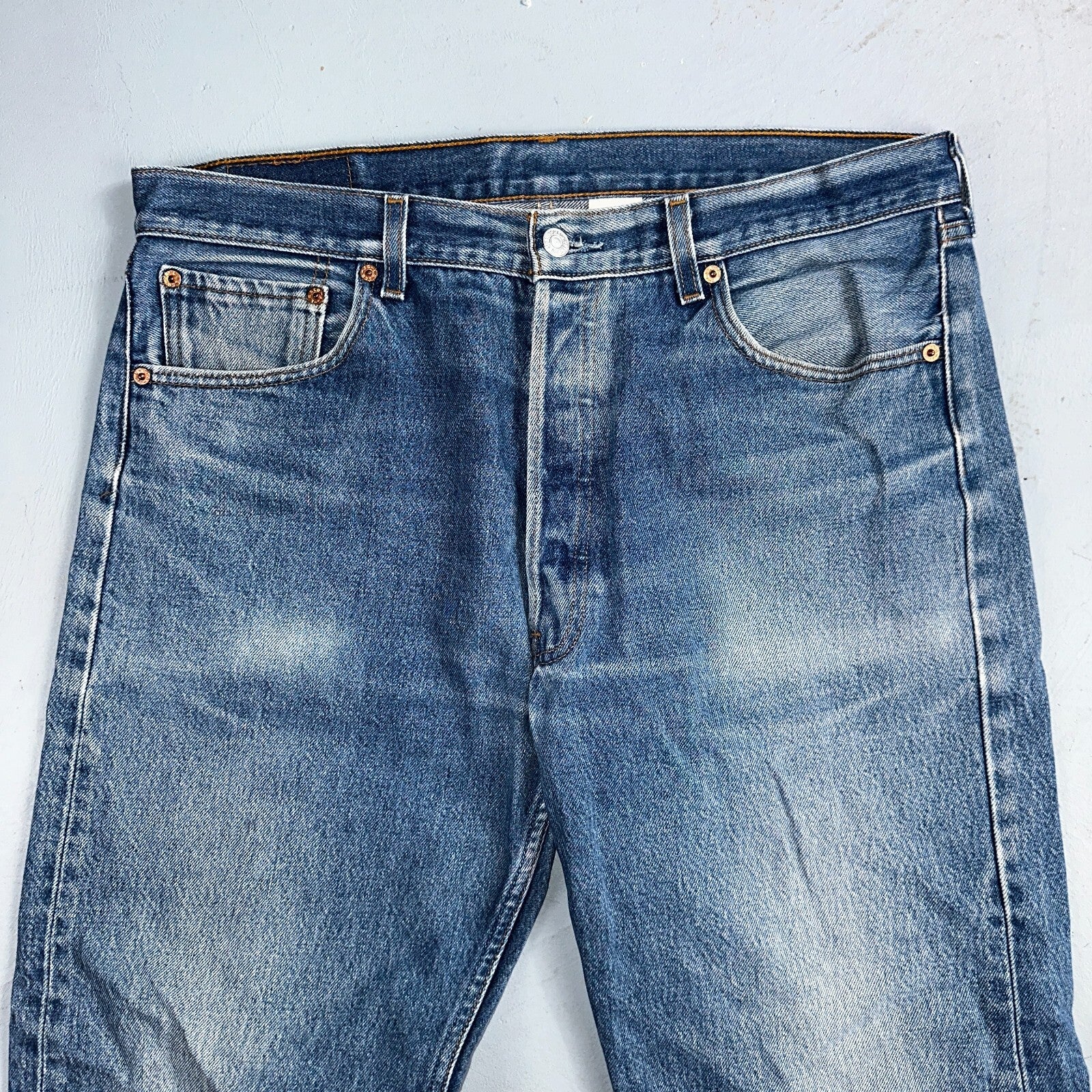 Levis 501 Vintage Y2K Mexico Straight Leg Jeans 36x36 90s Med Wash Act 36x32