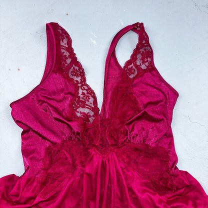 Vintage 1970s Olga Lingerie Slip Dress Sleepwear Full Sweep Nightgown Lace 70s