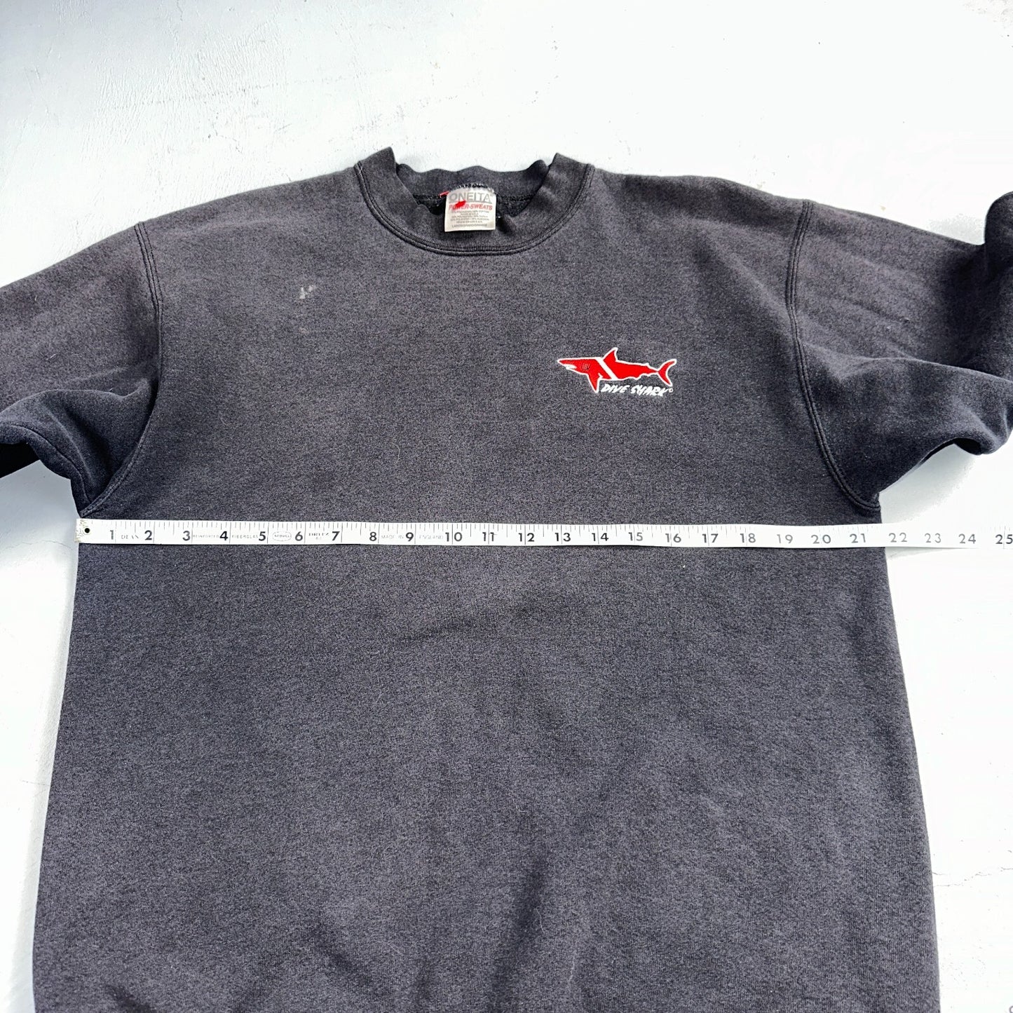 Oneita Shark Sweatshirt L 1990s VTG Crewneck Dive Swim Black Ocean Rap Fish