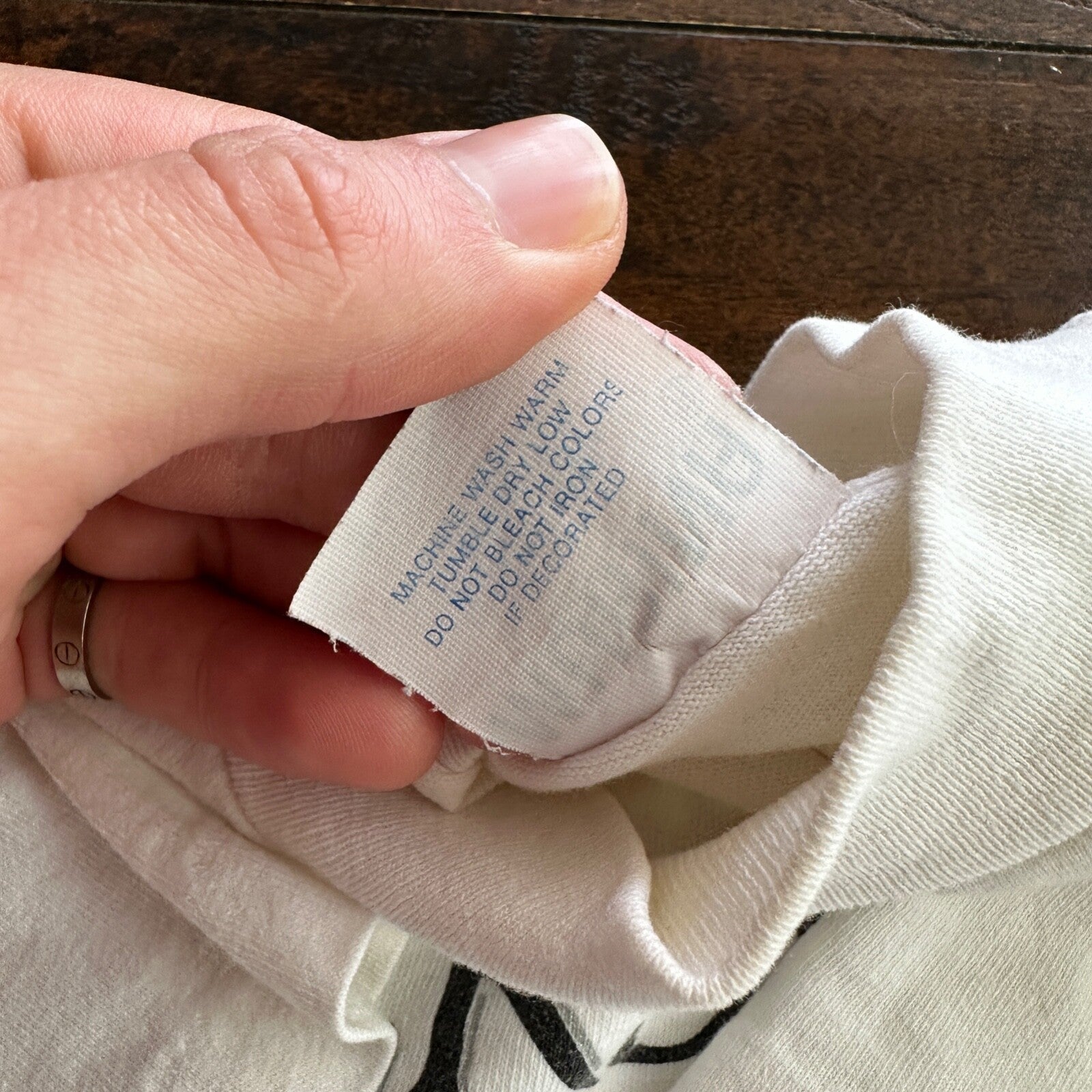 Hersheys Vintage T Shirt 90s Single Stitch Candy Snack Kisses Kiss Cute Funny