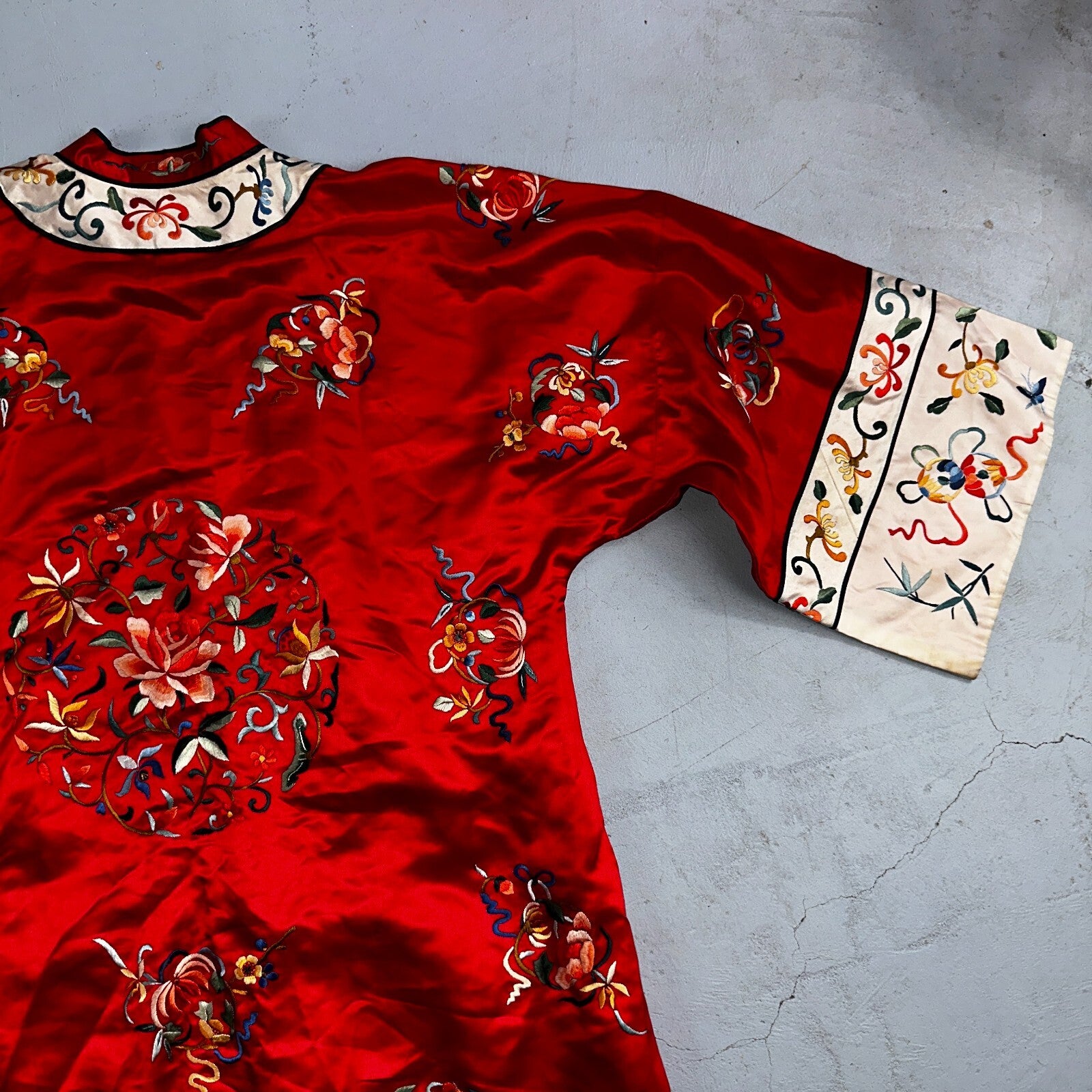 VTG Chinese Silk Cloth Dynasty Palace Red Dragon Robe Kimono Bai Hua Embroidery