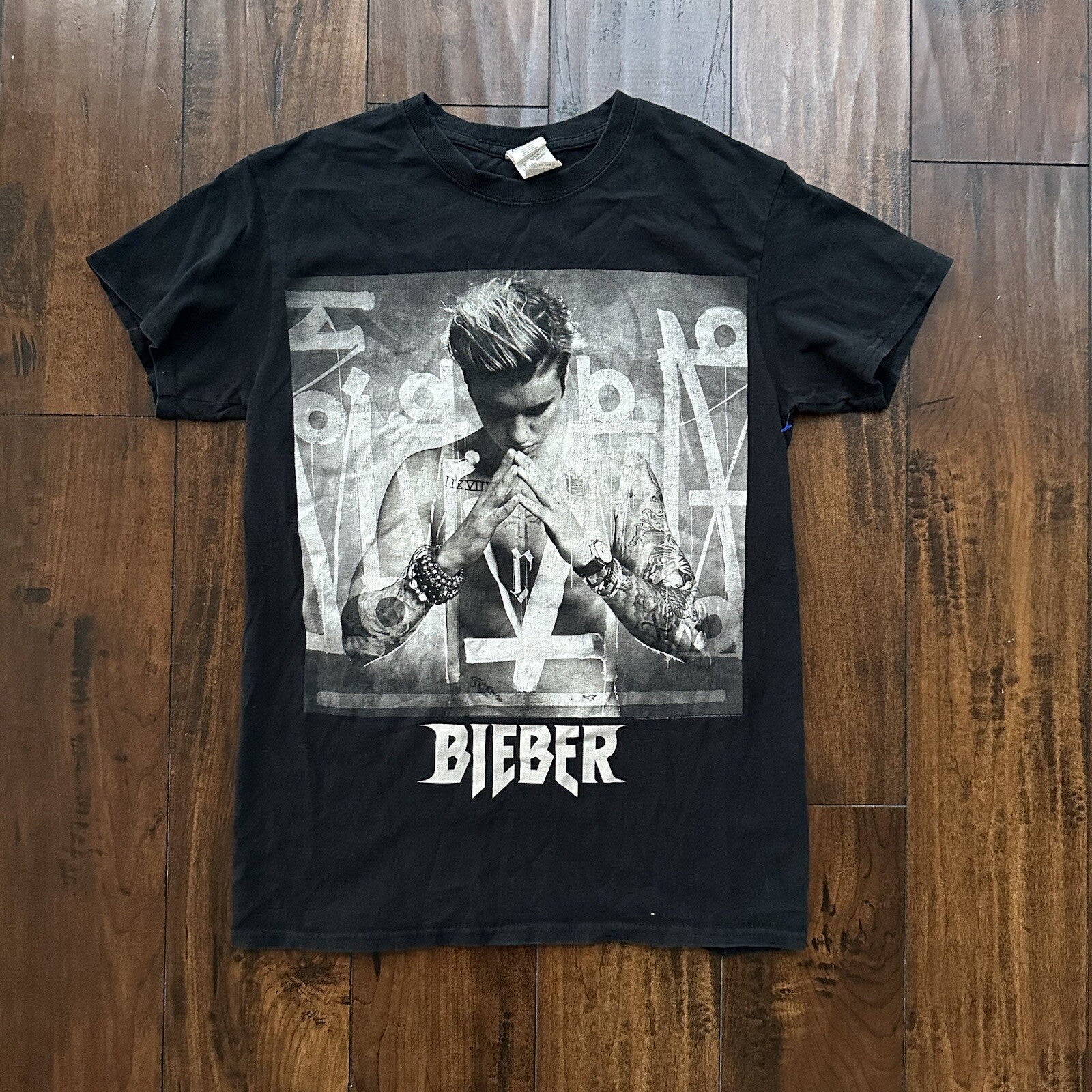 Justin Bieber Purpose Tour Vintage Style T Shirt Black Small Y2K Pop Music Band