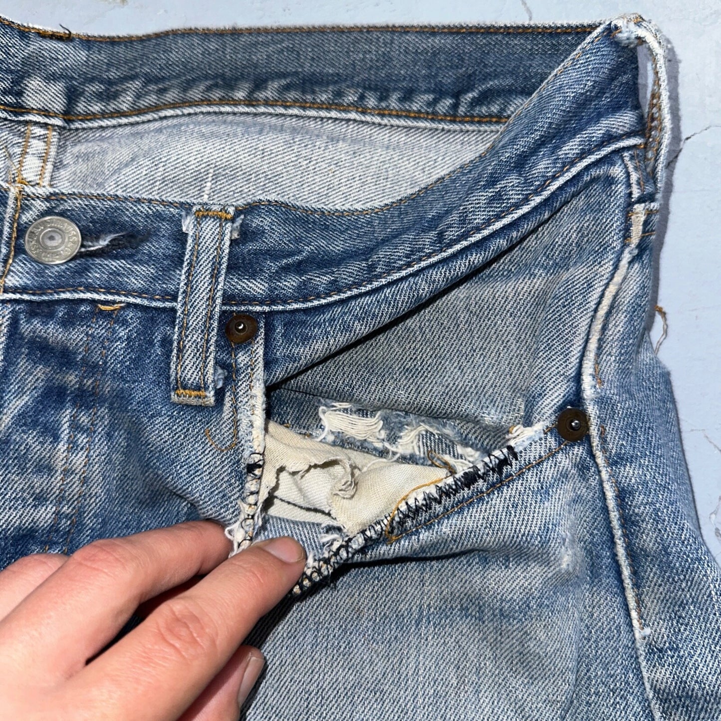 Levis 501 Vintage 80s Redline Selvedge USA XX Jeans Light Wash 34x36 Act 31x33