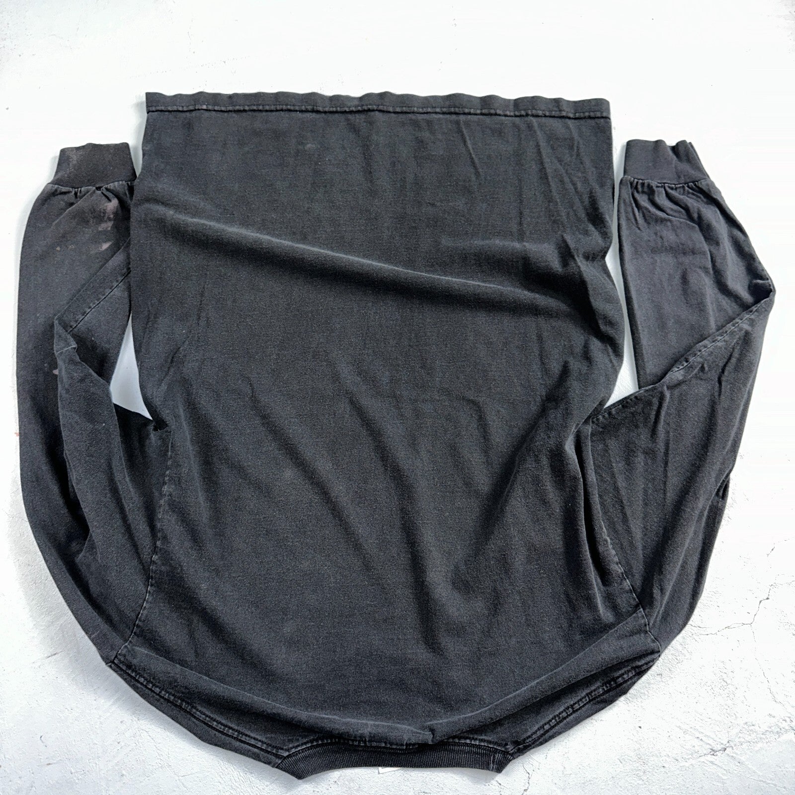 Faded Black Long Sleeve Y2K VTG T Shirt 2000s AAA Thrashed Cool Blank Tee Rips