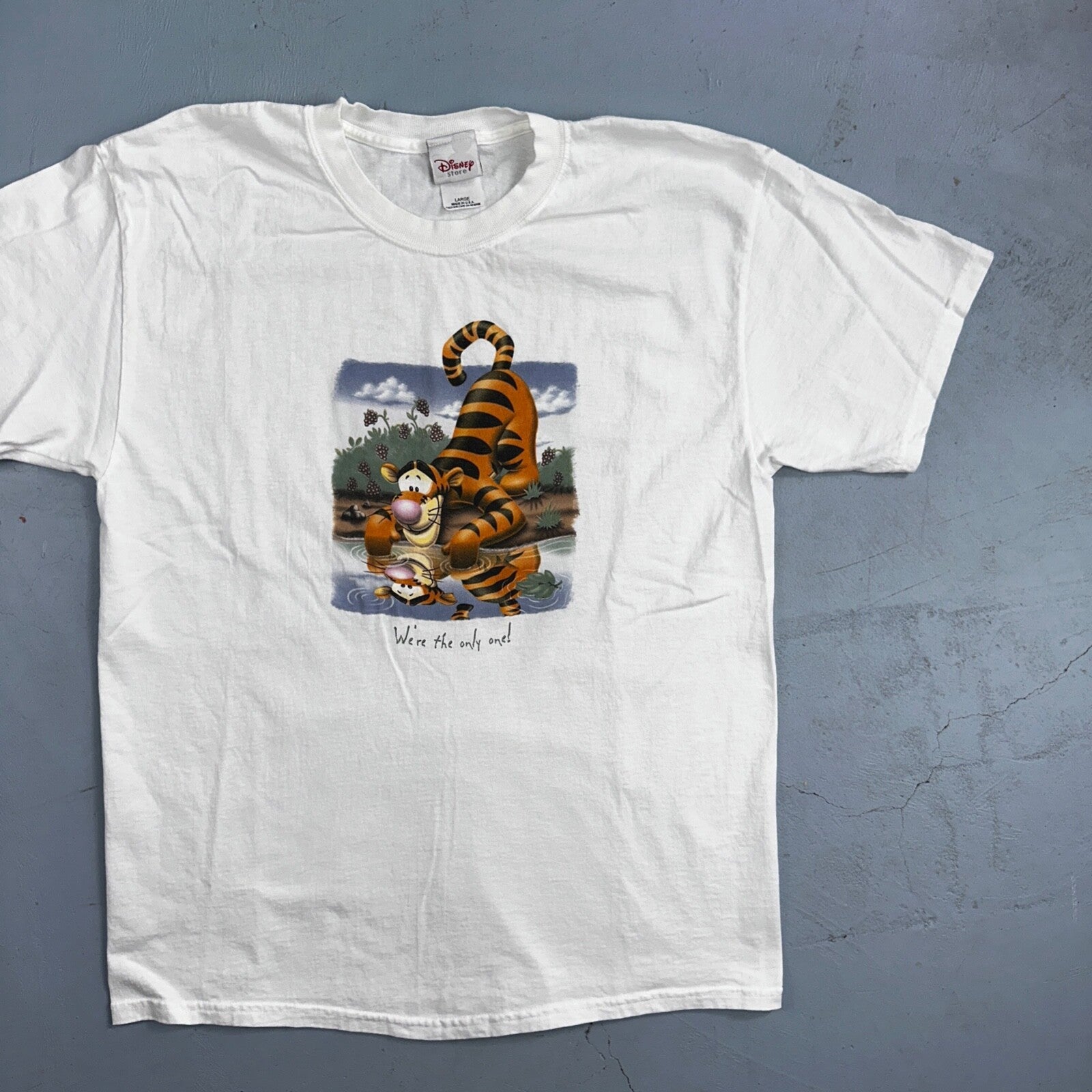 Disney Tiger VTG T Shirt Only One Sad Cute Lonely Love Animals Hope Enjoy USA