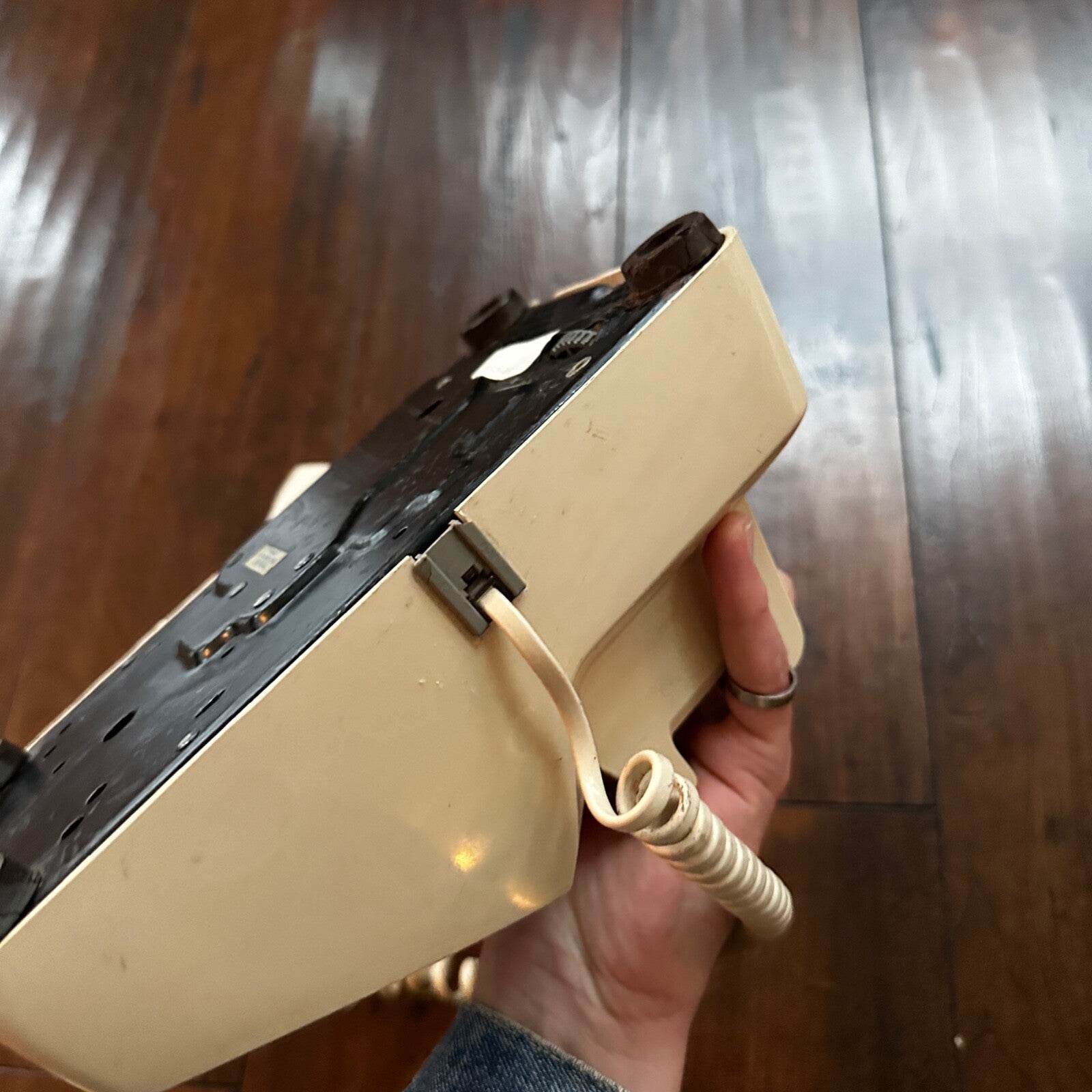 Beige Western Electric Bell System 2500 DM Desk Telephone Push Button Dialing