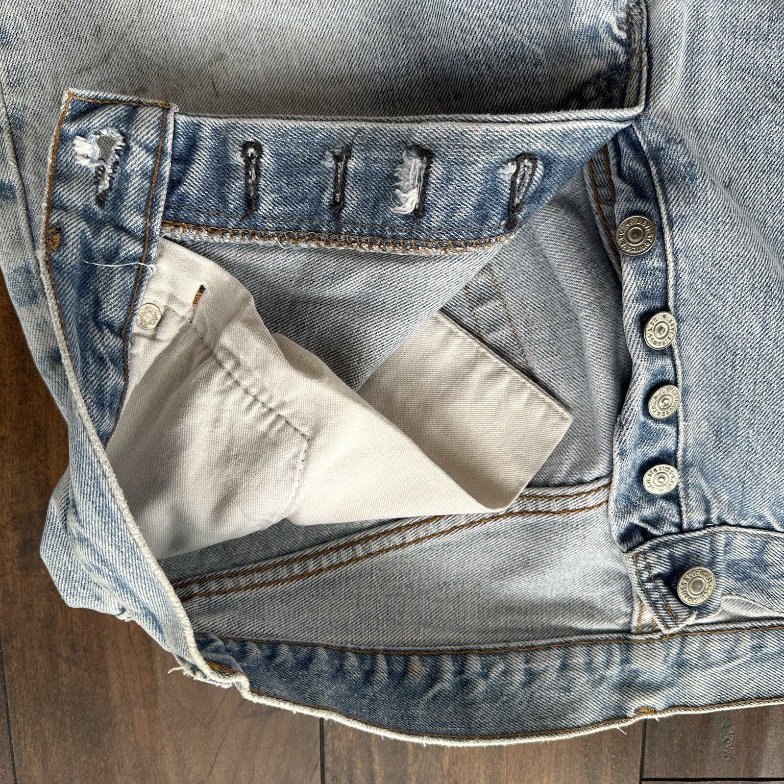 Levis Vintage 80s Redline Selvedge USA 501 XX Jeans Light Wash 33x34 Act 29x29