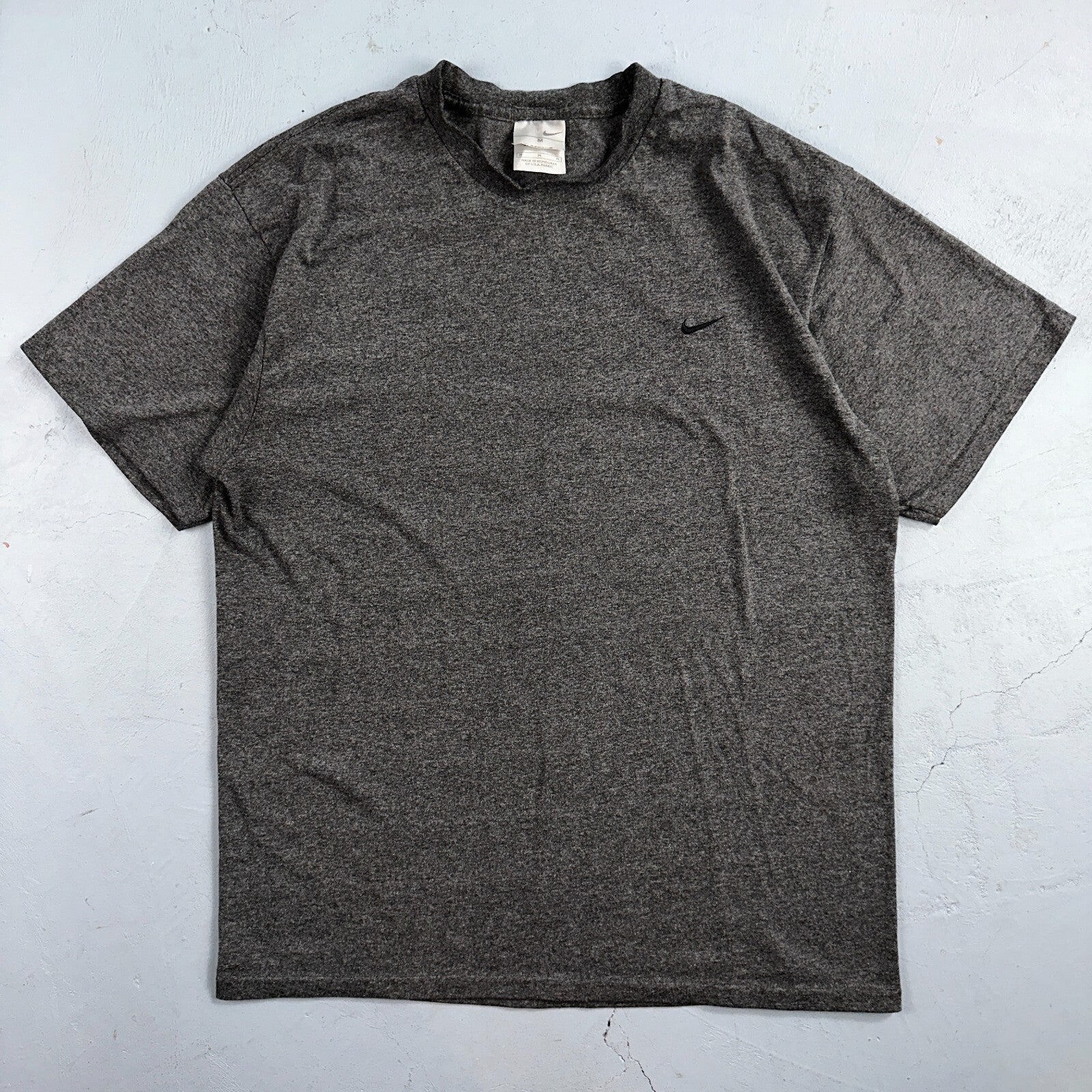 Nike Y2K Silver Tag Medium VTG T Shirt Side Center Swoosh Simple Heather Gray