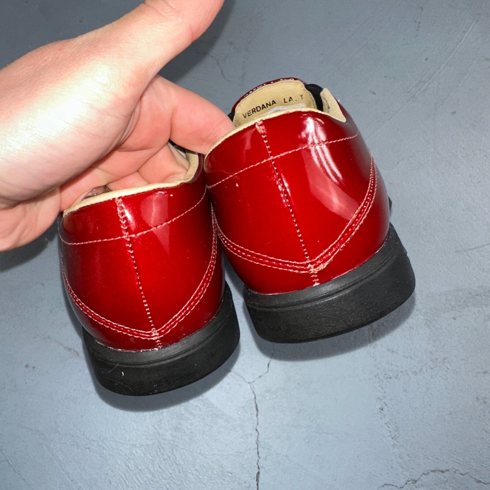 Nike Women's Size 8 Verdana Last Nike Air Red Slip On Golf Shoes 305276-661