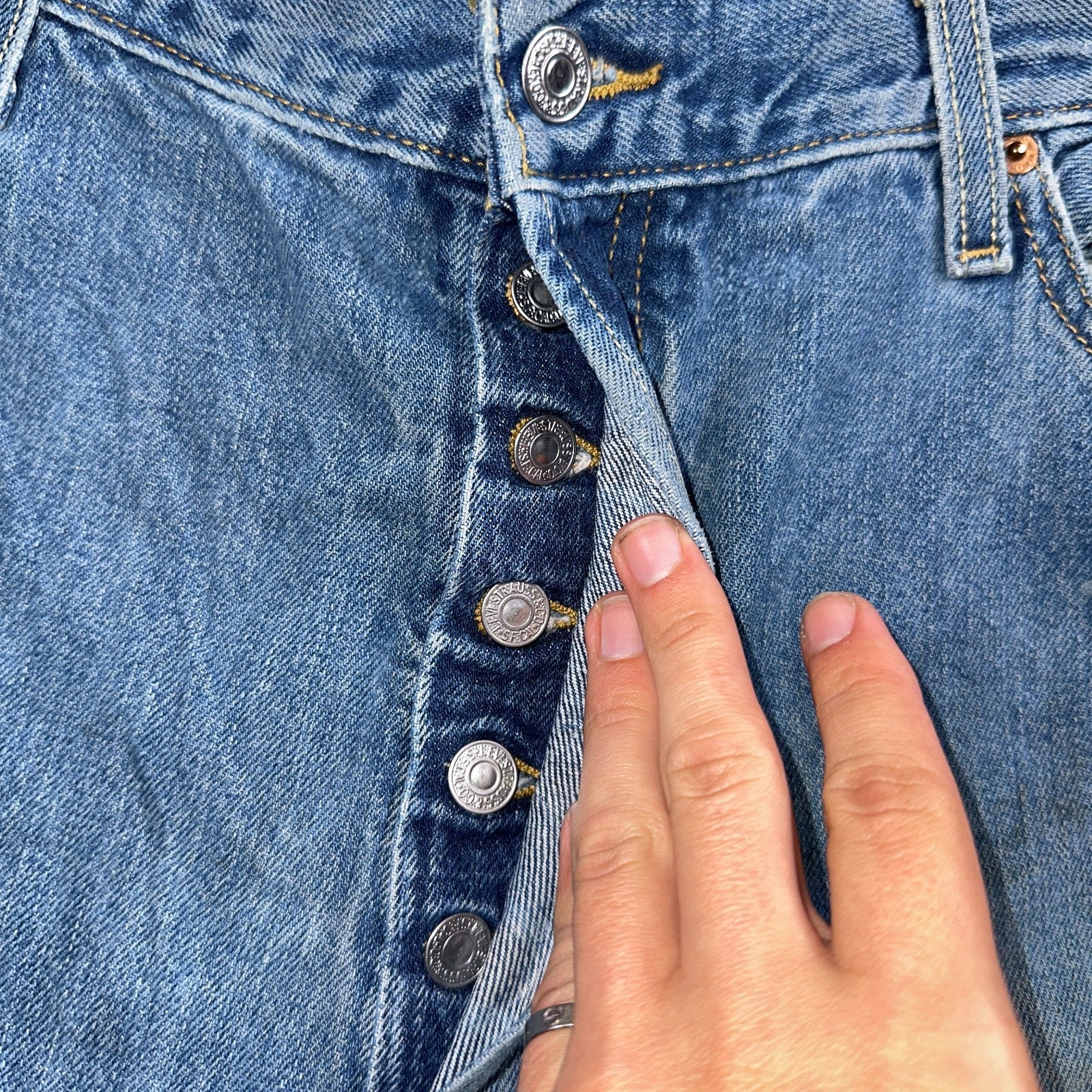 Levis 501 Vintage Y2K 90s XX Straight Leg Jeans Blue Light Wash 40x32 Act 38x31