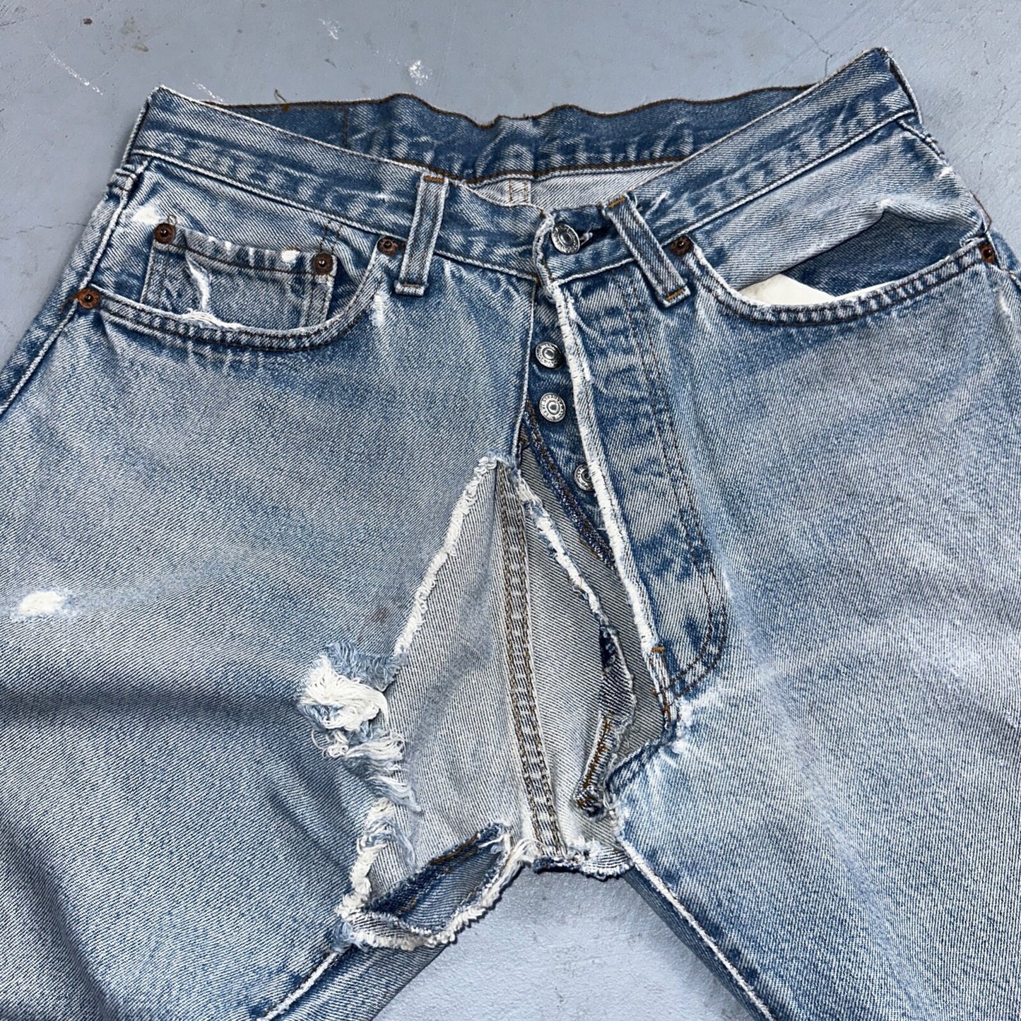 Levis 501 Vintage 80s Redline Selvedge USA XX Jeans Light Wash 32x30 Act 30x28