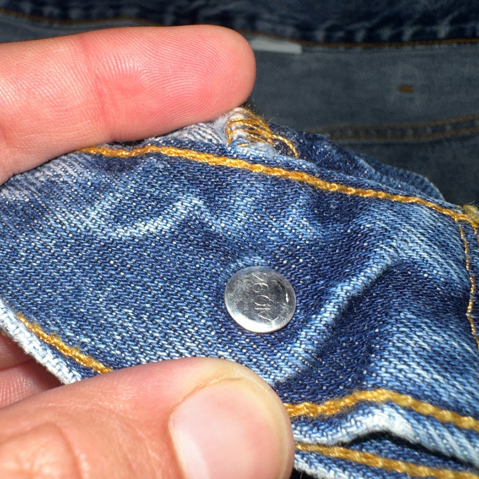 Levis 501 Vintage Y2K 90s XX Straight Leg Jeans Blue Med Wash 38x34 Act 37x33