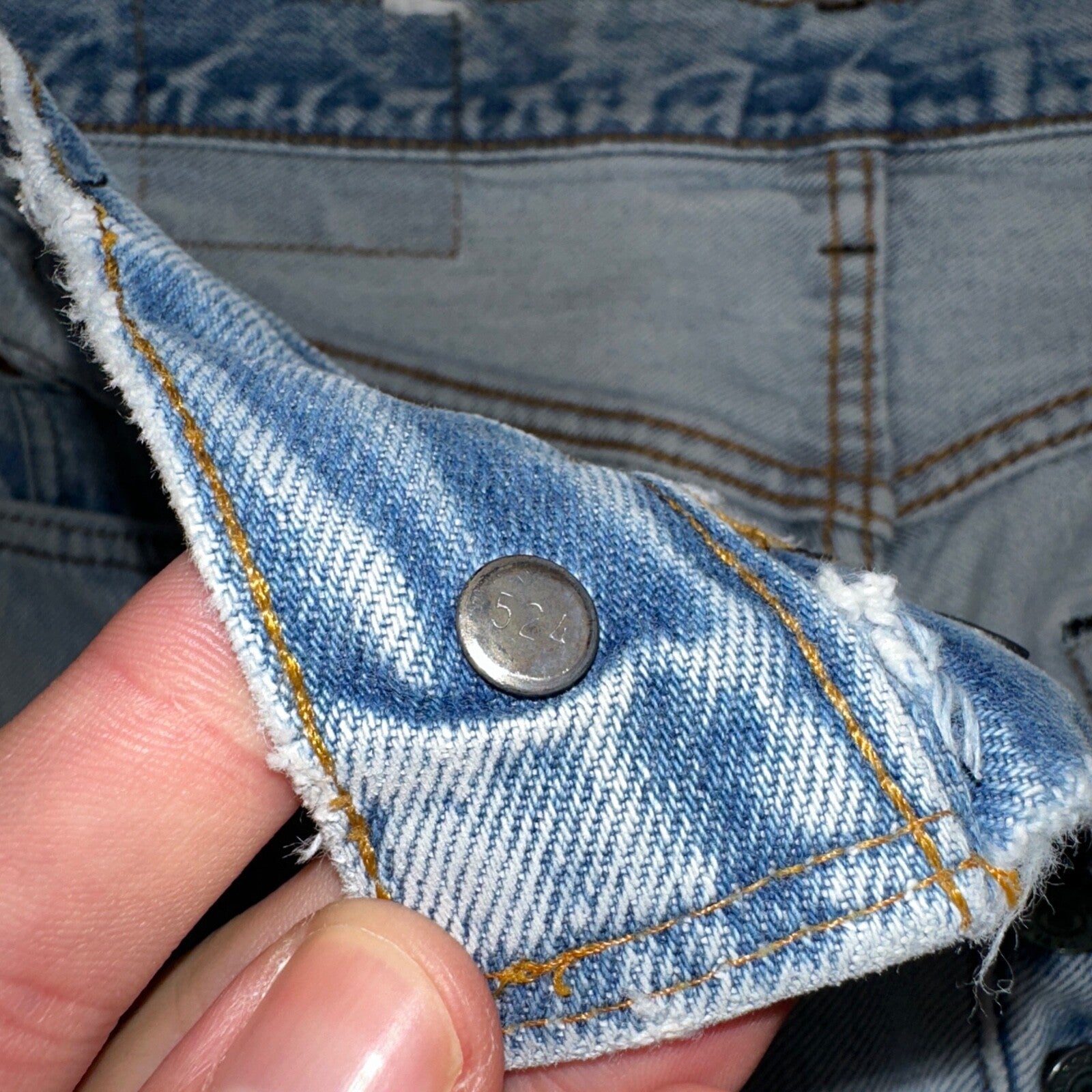 Levis 501 Vintage 80s Redline Selvedge USA XX Jeans Light Wash 66 Act 28x31