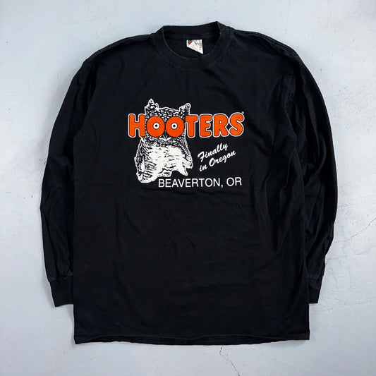 Hooters Beaverton Oregon Long Sleeve Y2K VTG T Shirt Tacky Black PDX Graphic