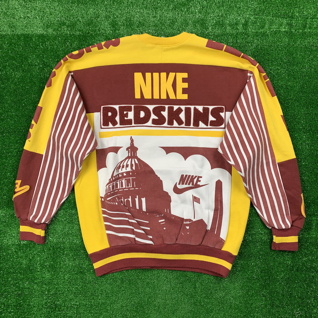 Nike Vintage Sweatshirt T Shirt NFL Skyline 80s Football Redskins Washington 90s