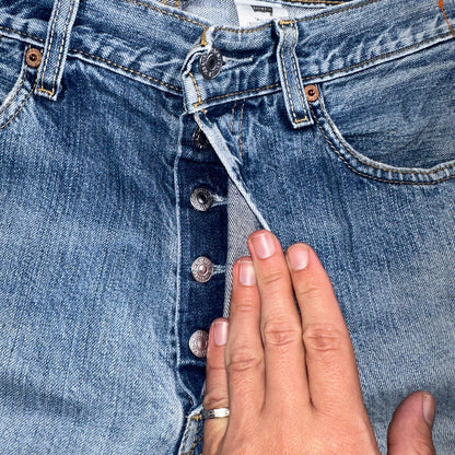 Levis 501 Vintage Y2K 90s XX Straight Leg Jeans Blue Light Wash 33x34 Act 33x30