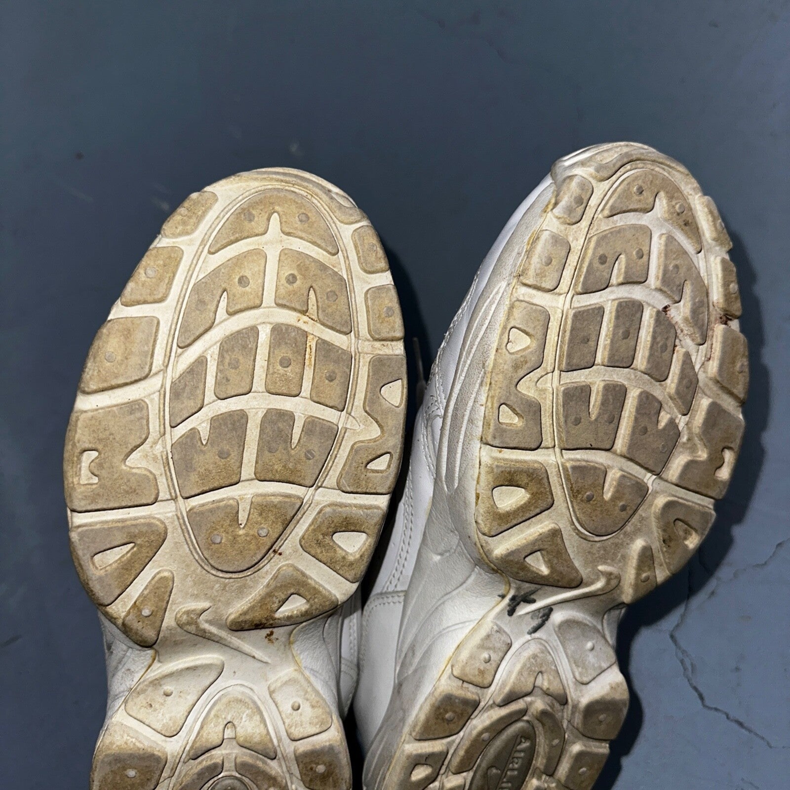 Vintage Nike Walker Airliner White Grey Y2K Dad Shoes Women’s SZ 8.5 174119-101